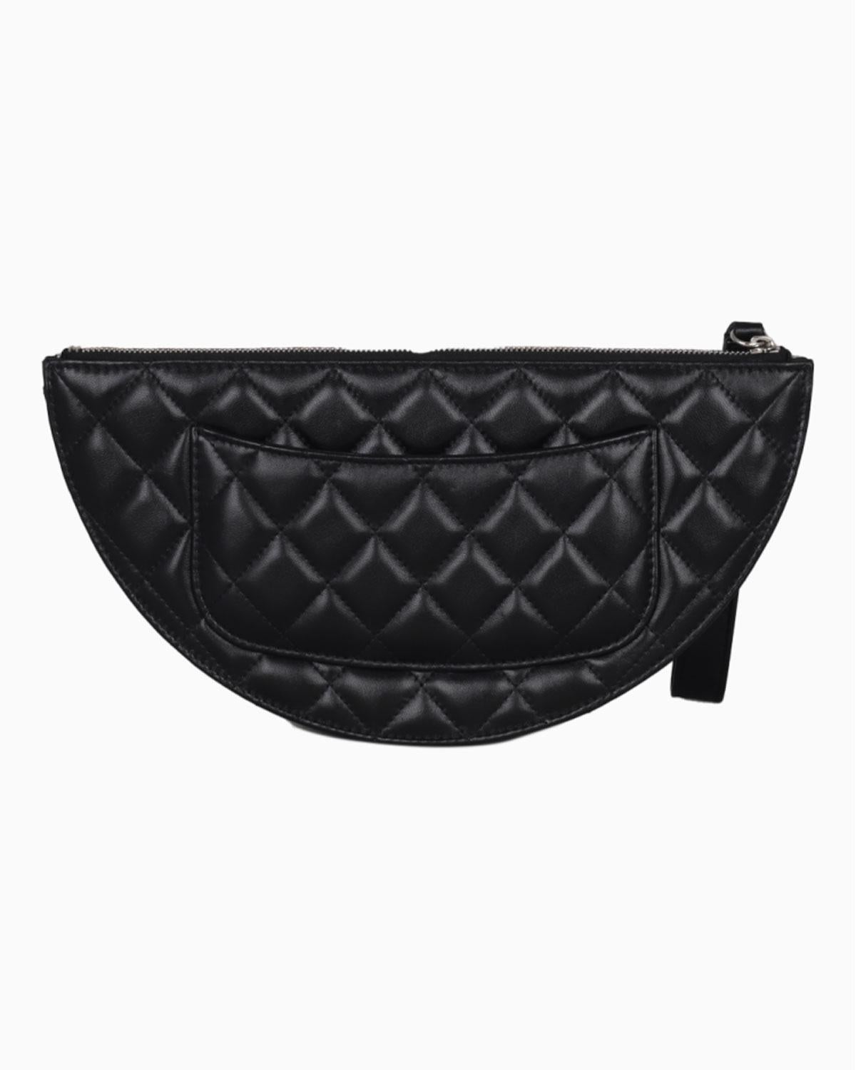 Women's Chanel 2020 Half Circle Wrinkled Metallic Silver Lambskin Quilted Classic Clutch For Sale