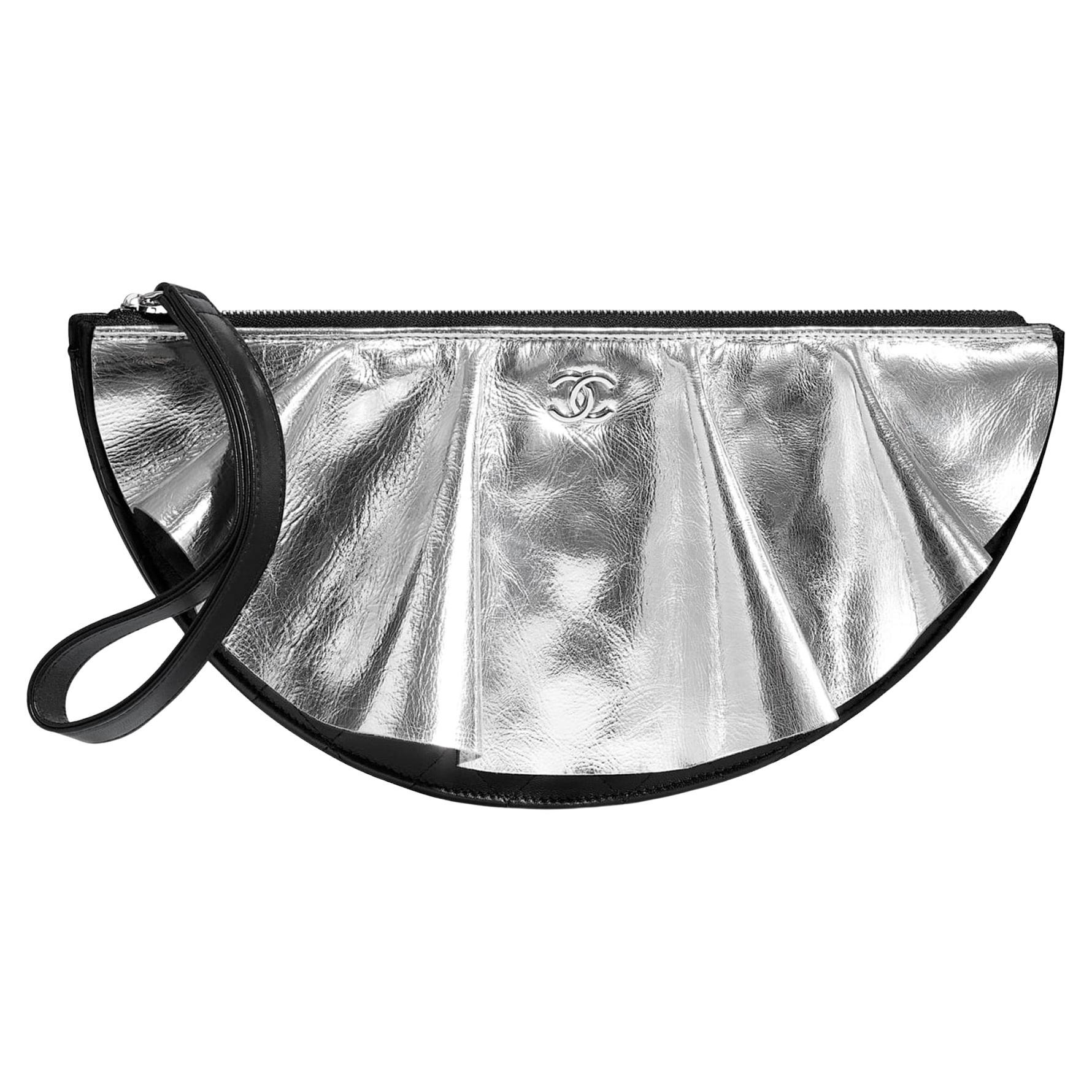 Chanel 2020 Half Circle Wrinkled Metallic Silver Lambskin Quilted Classic Clutch For Sale