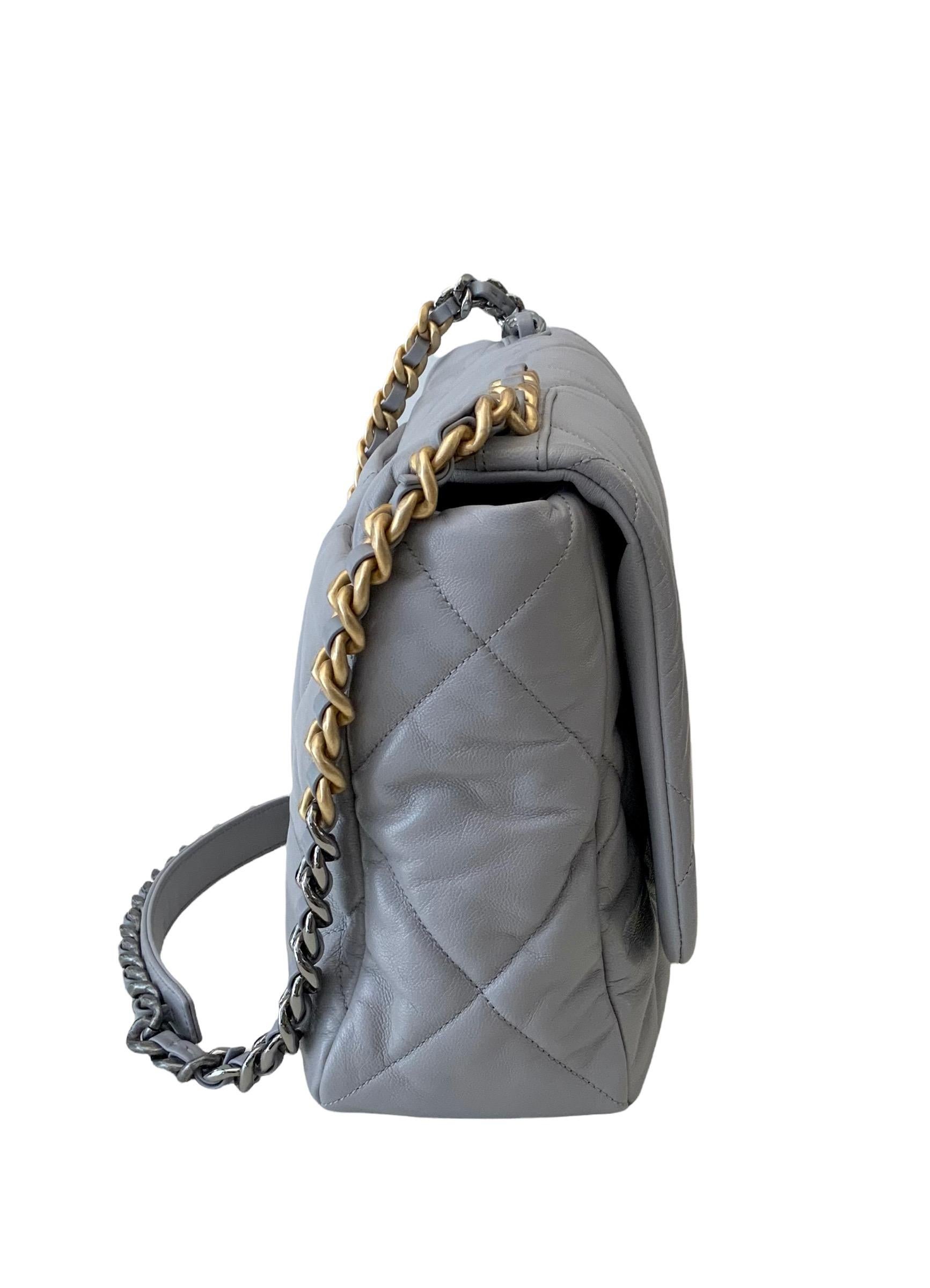 chanel 19 light grey