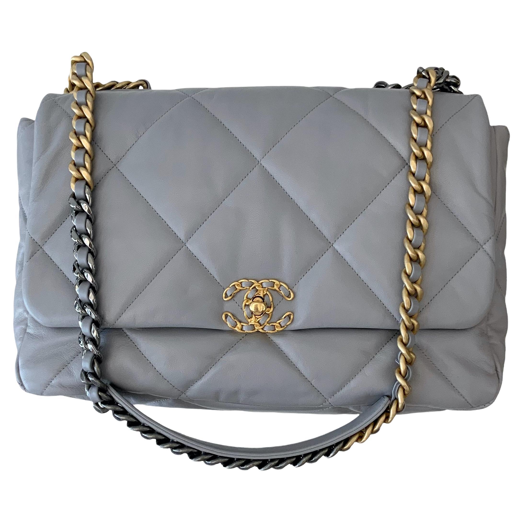 Chanel 2020 Light Grey Leather Chanel 19 Maxi Handbag at 1stDibs | chanel 19  light grey