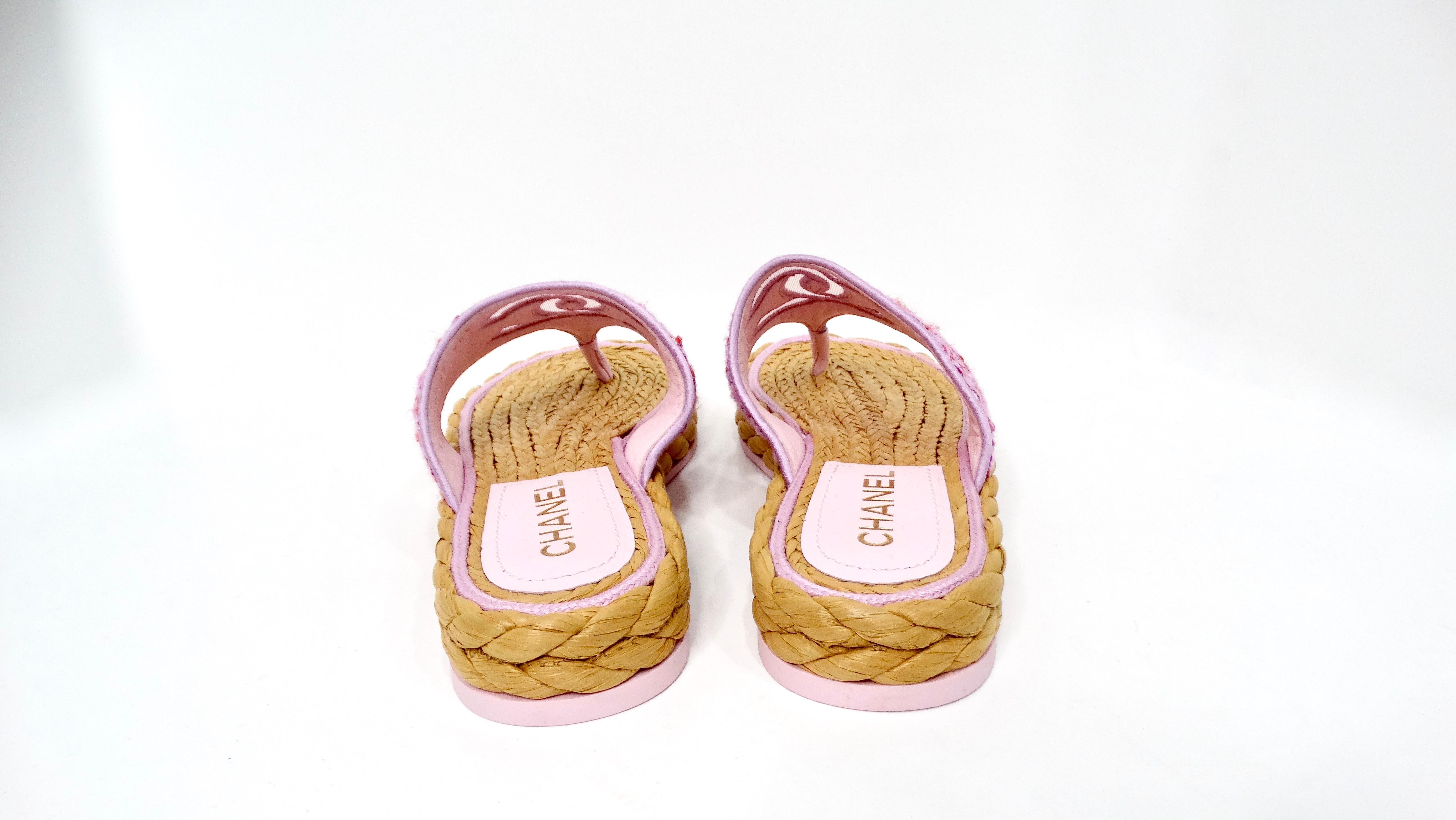 Chanel 2020 Light Purple & Pink Tweed & Mesh Thong Sandals For Sale 1