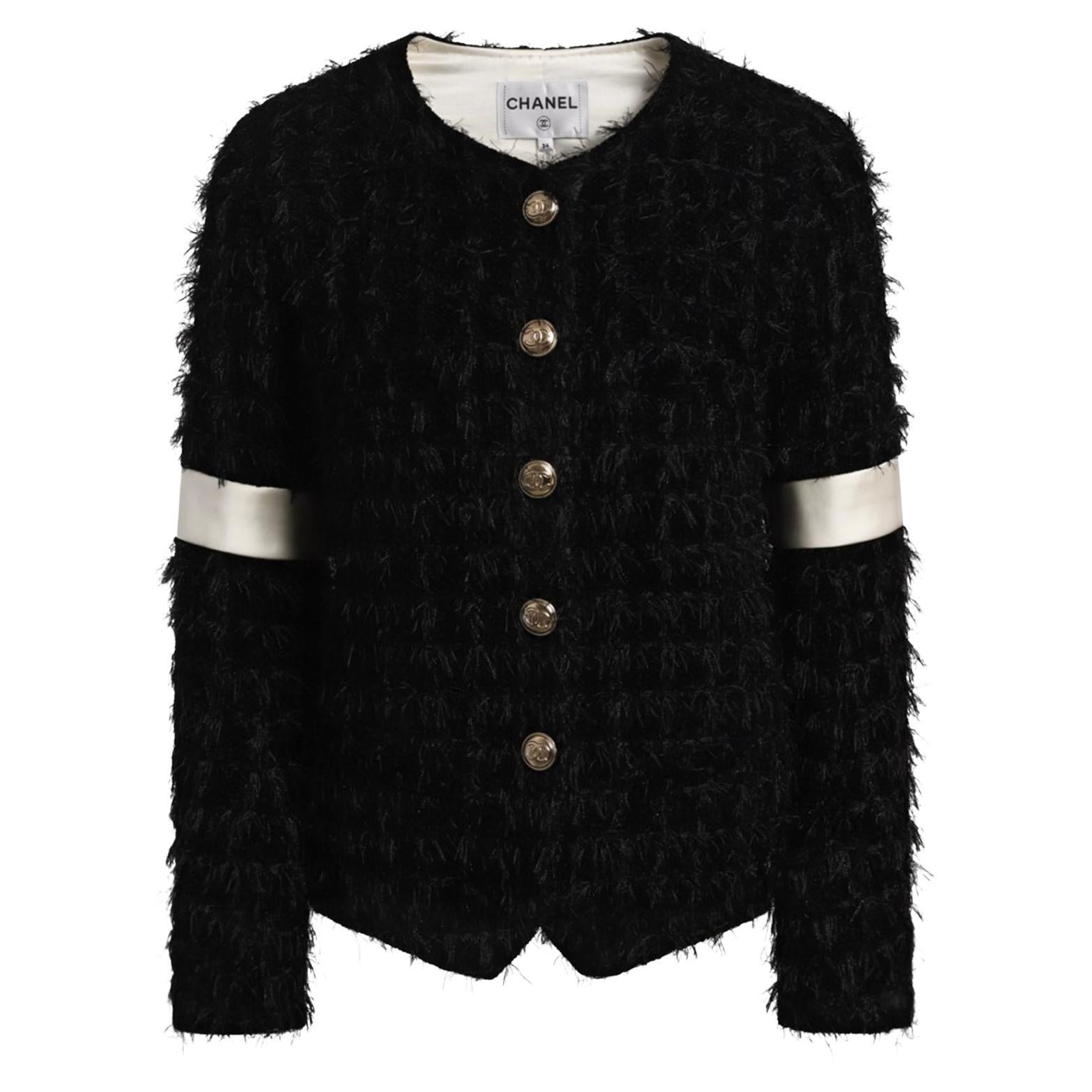 CHANEL 2020 New Vittoria Ceretti Style Black Tweed Jacket 36 FR For Sale