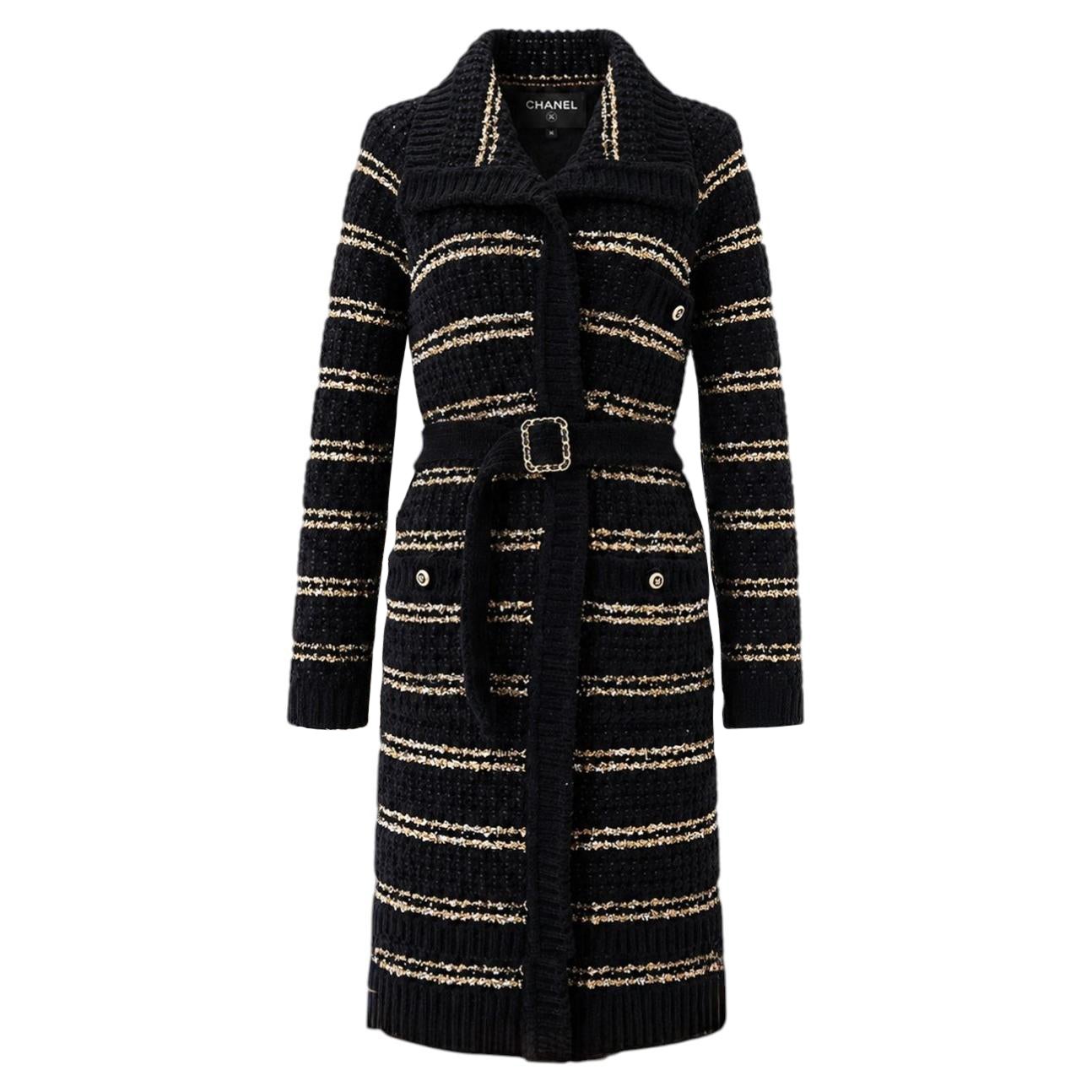 CHANEL 2020 Pre-Fall Velvety Deep Blue Relaxed Jacket with CC Belt