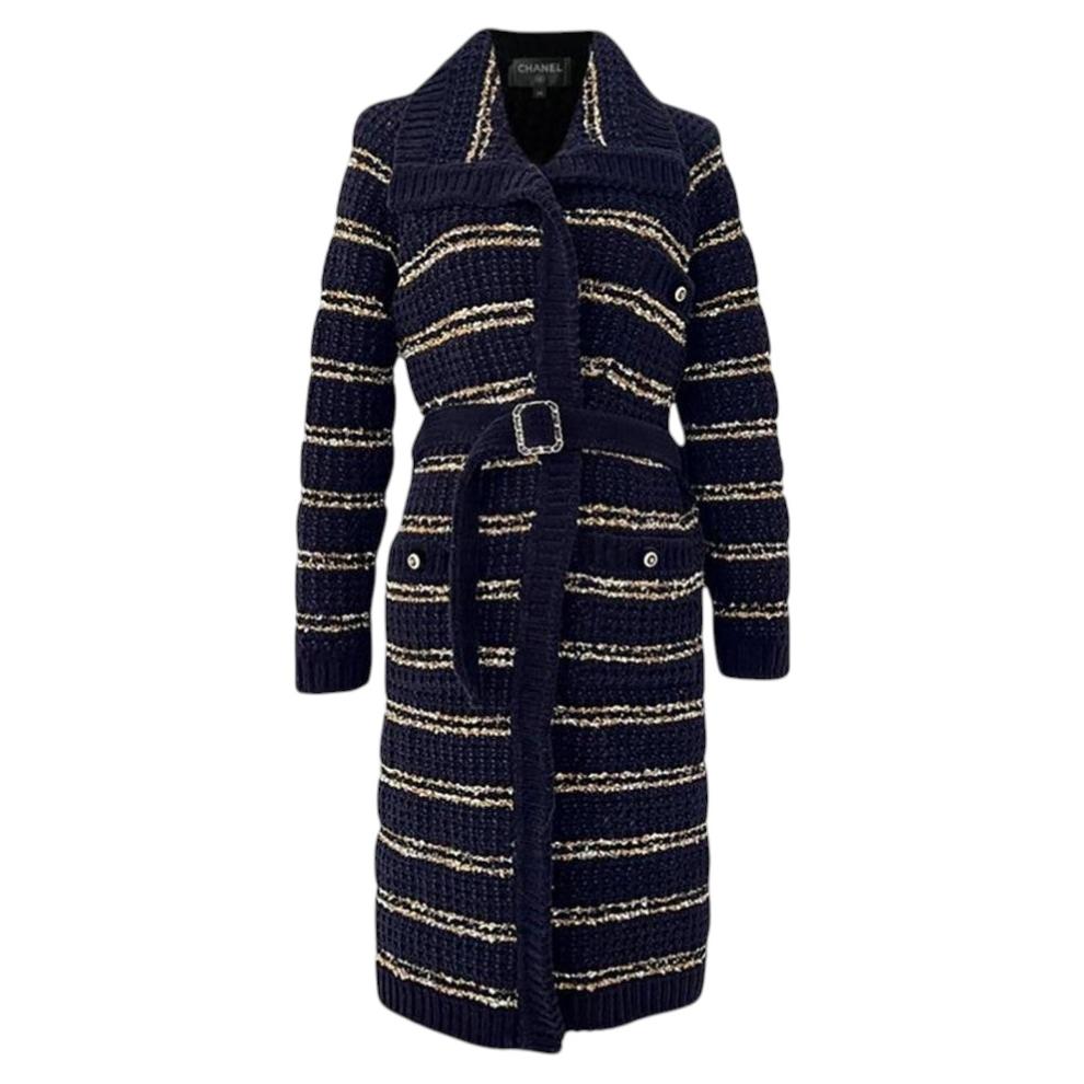 Giacca comoda CHANEL Pre-Fall 2020 in velluto blu intenso con cintura CC, taglia 36 FR