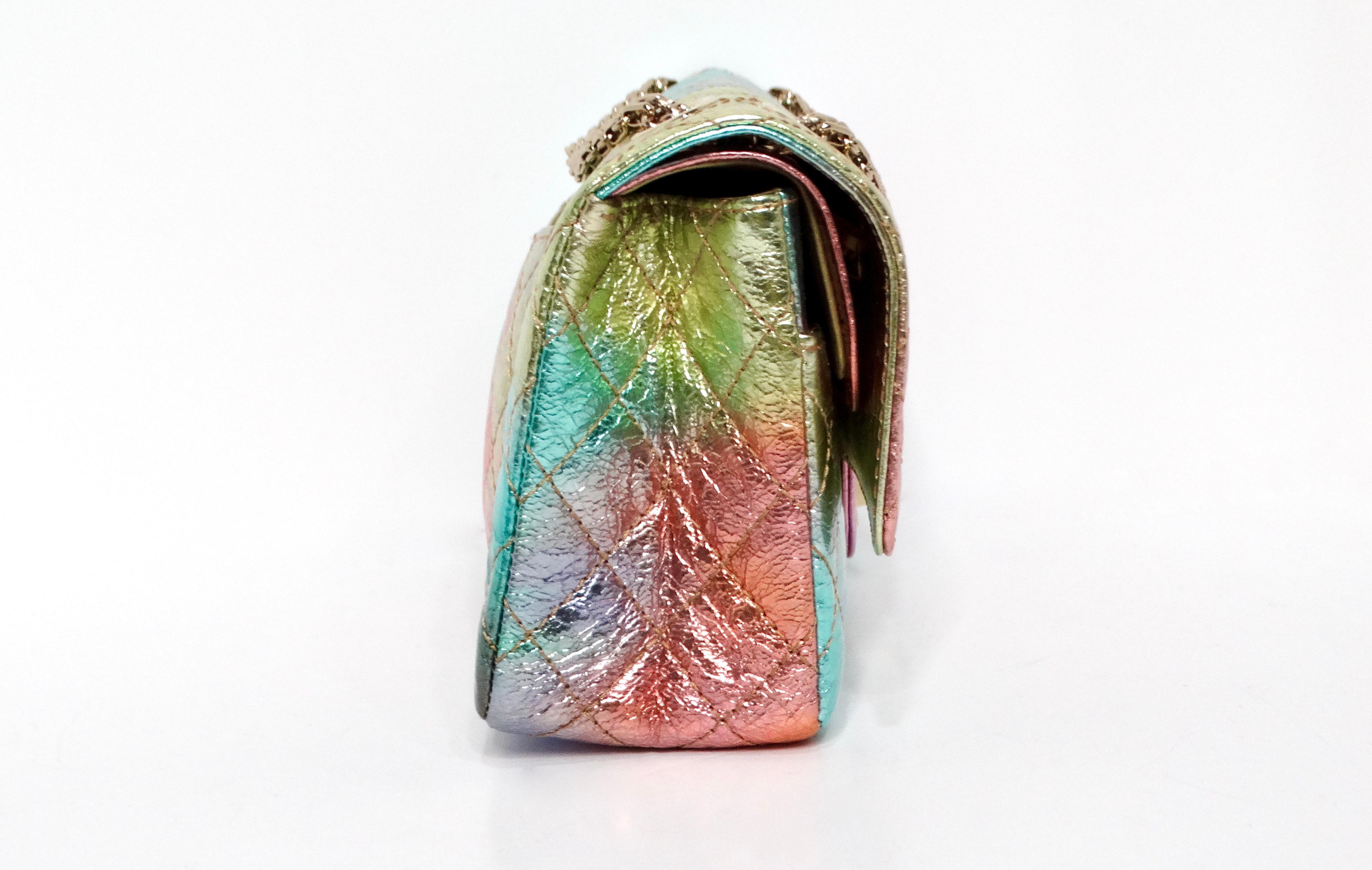 Chanel 2020 Rainbow Metallic Goatskin Small 2.55 Reissue Flap Bag In Excellent Condition For Sale In Scottsdale, AZ