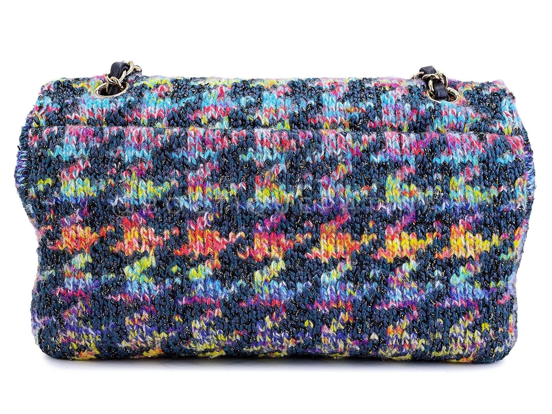 Chanel 2020 Rainbow Tweed Houndstooth Medium Classic Flap Bag GHW 68195 Pour femmes en vente