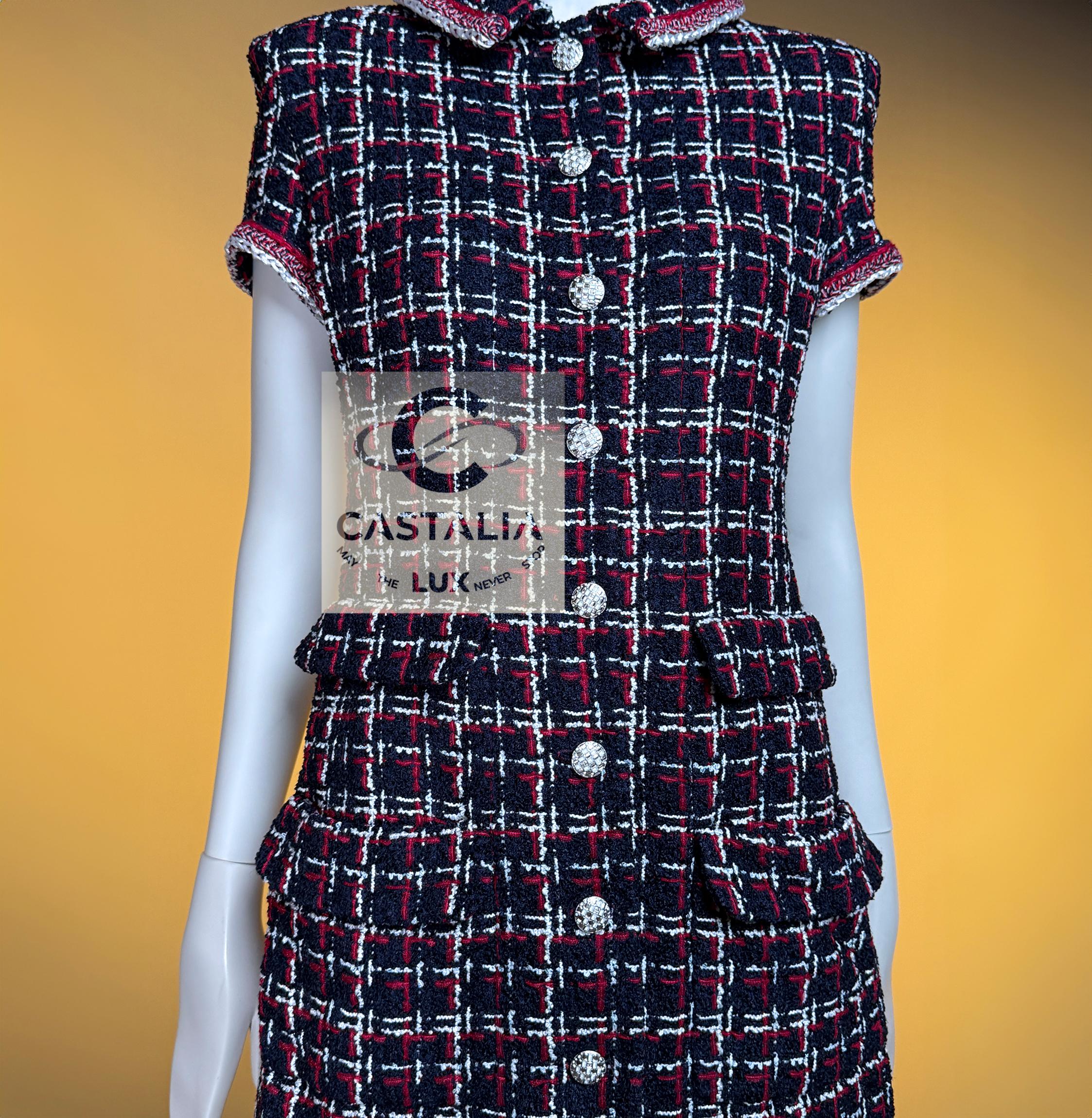 Chanel 2020 Spring Iconic Tweed Jacket Dress 34 FR For Sale 8