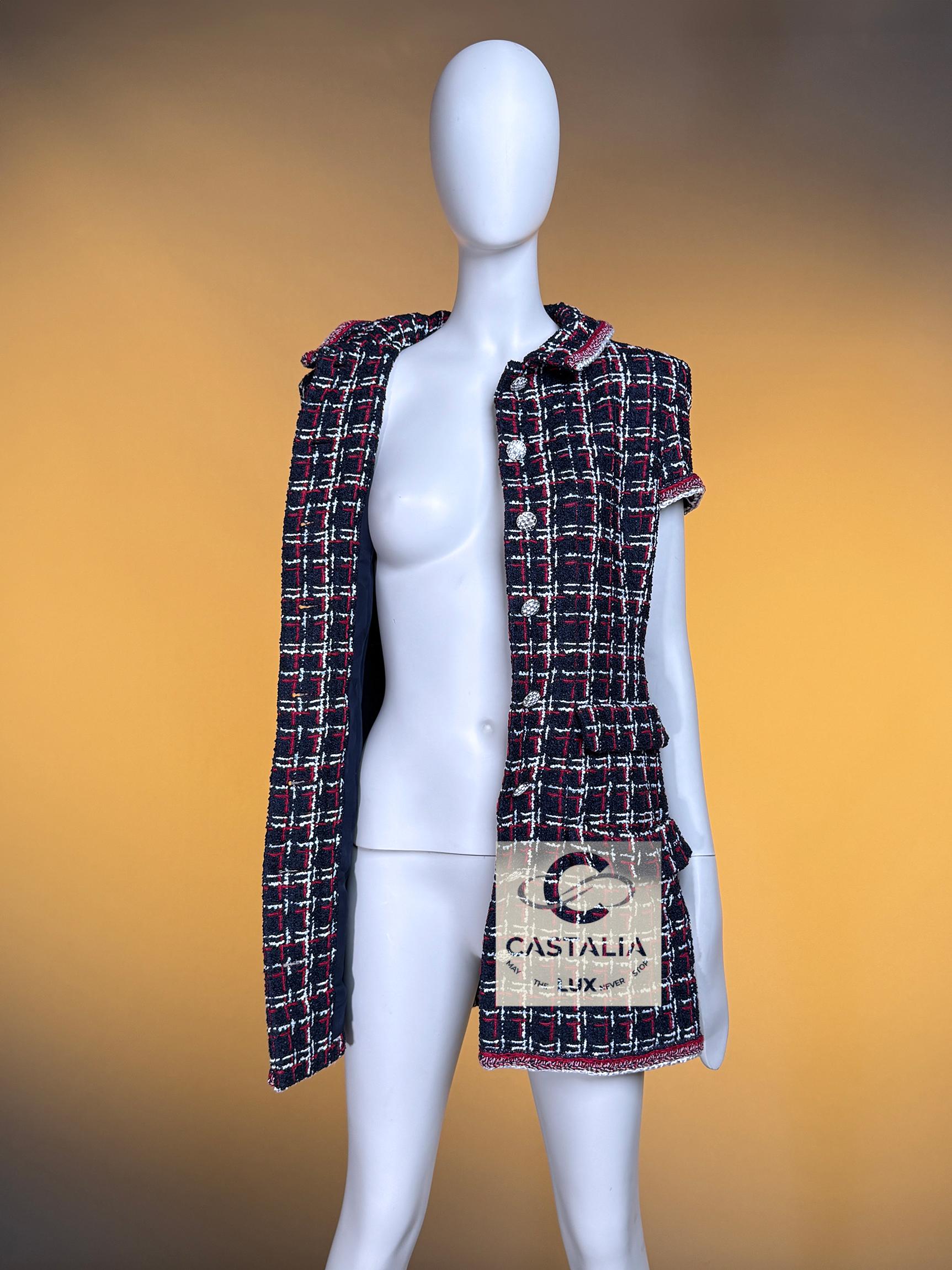 Chanel 2020 Spring Iconic Tweed Jacket Dress 34 FR For Sale 12