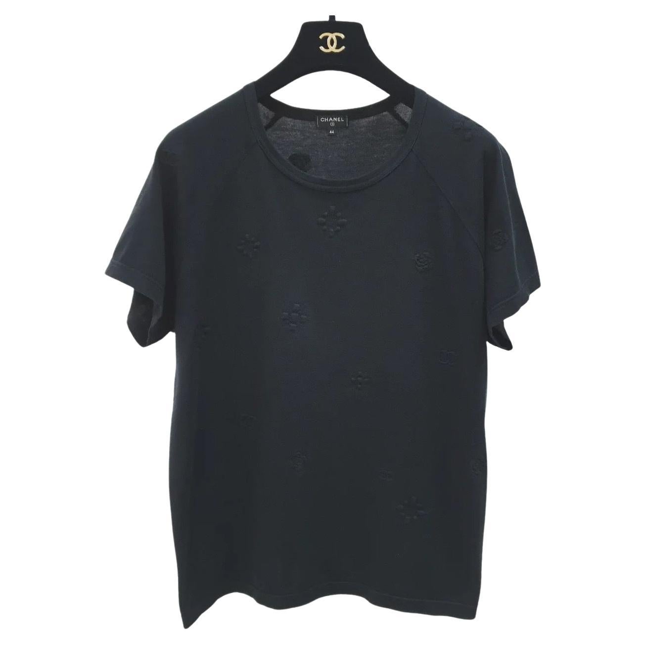 Chanel 2021 Camellia Knit Top Size 44 For Sale