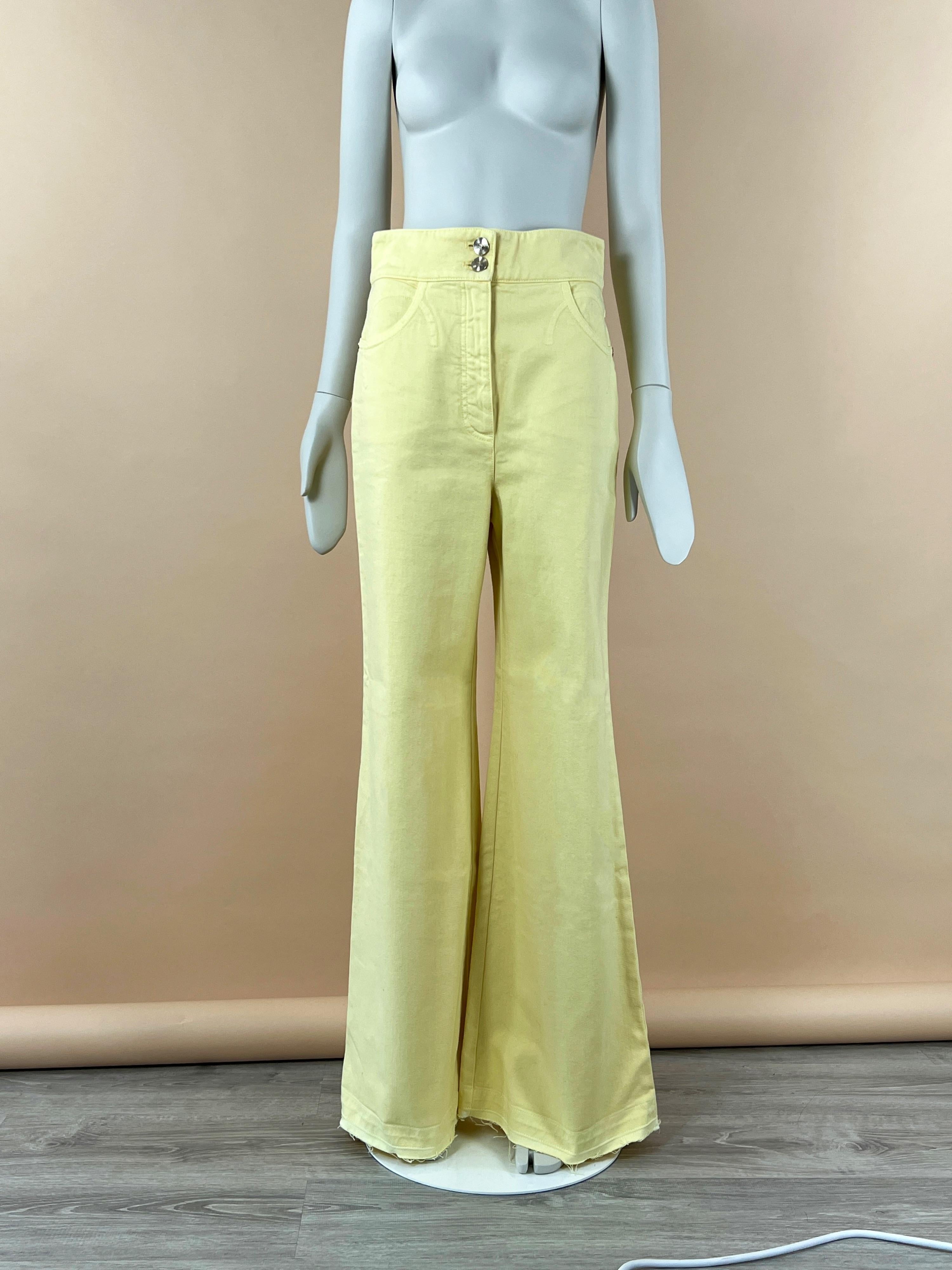 Chanel 2021 Cruise Giant CC Logo Jeans 3