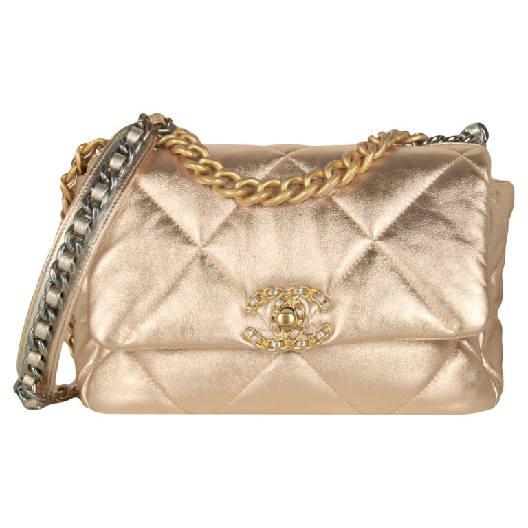 Chanel 2021 Gold Metallic Lambskin Leather Quilted Medium 19 Bag at 1stDibs