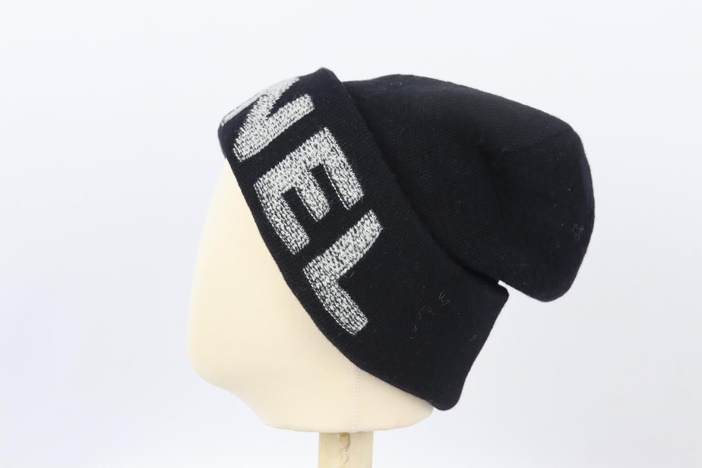 Chanel 2021 Logo Intarsia Wool And Cashmere Blend Beanie One Size In Excellent Condition In London, GB