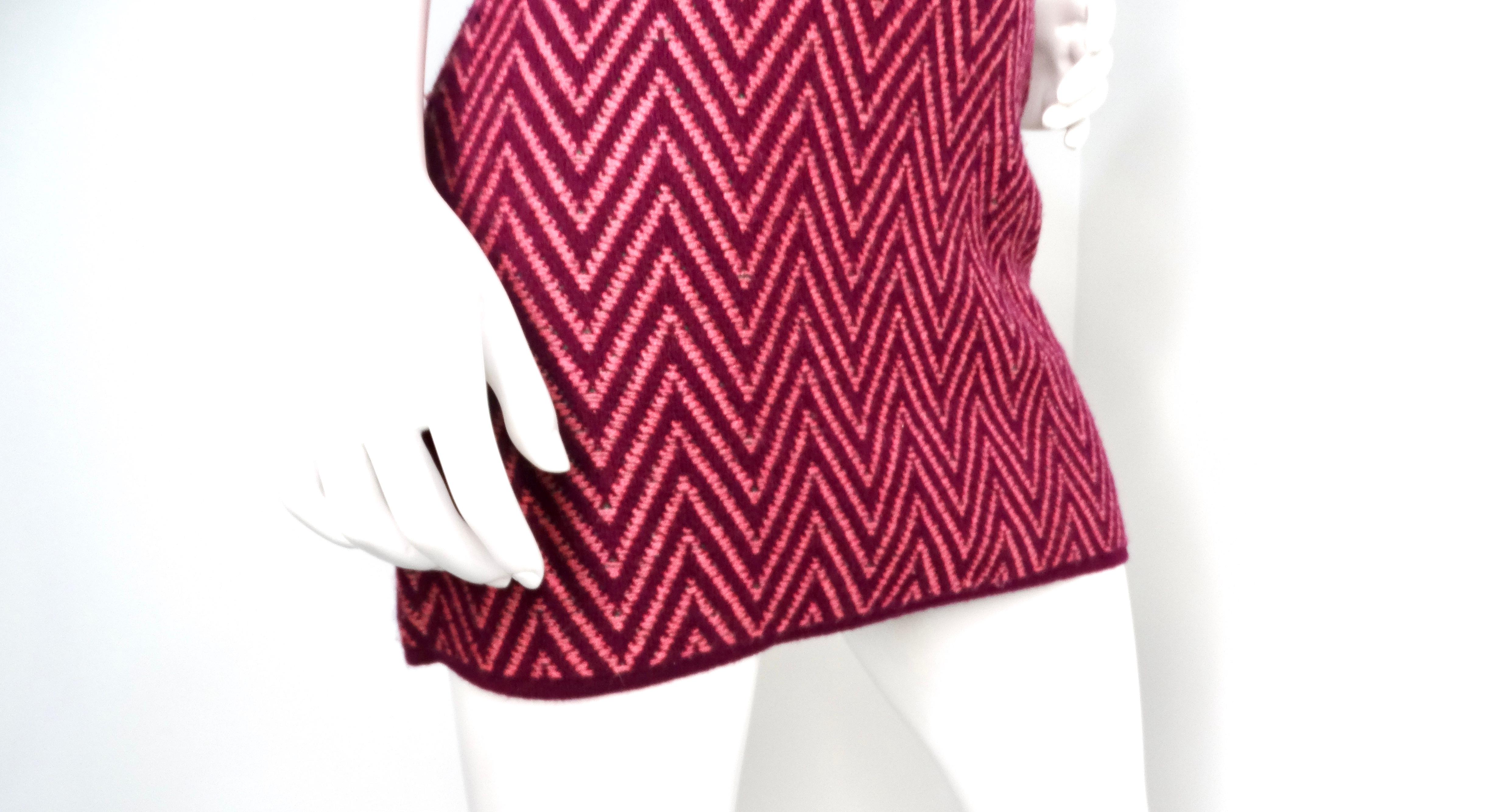 Chanel 2021 Mini Abito dolcevita in cashmere viola In condizioni buone in vendita a Scottsdale, AZ