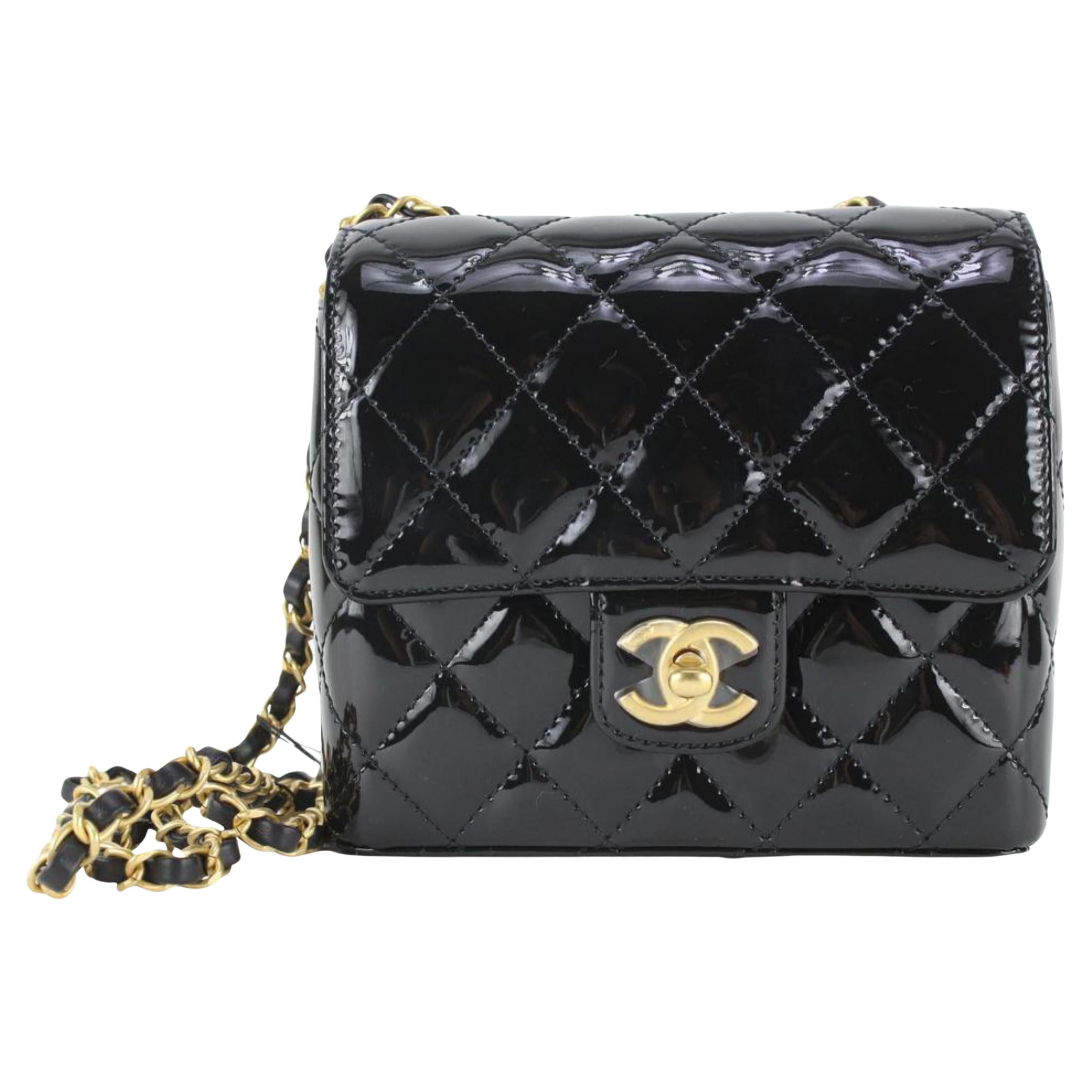 Chanel 2022 Black Patent Leather Very Square Mini Flap GHW 5CJ104 For Sale