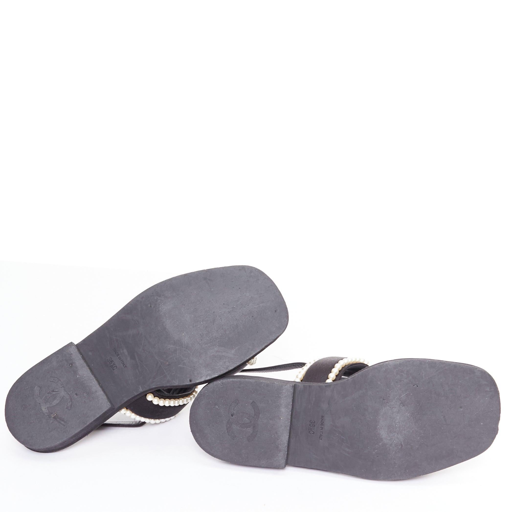 CHANEL 2022 noir perle embellie satin CC plat dad sandales EU36.5 en vente 6