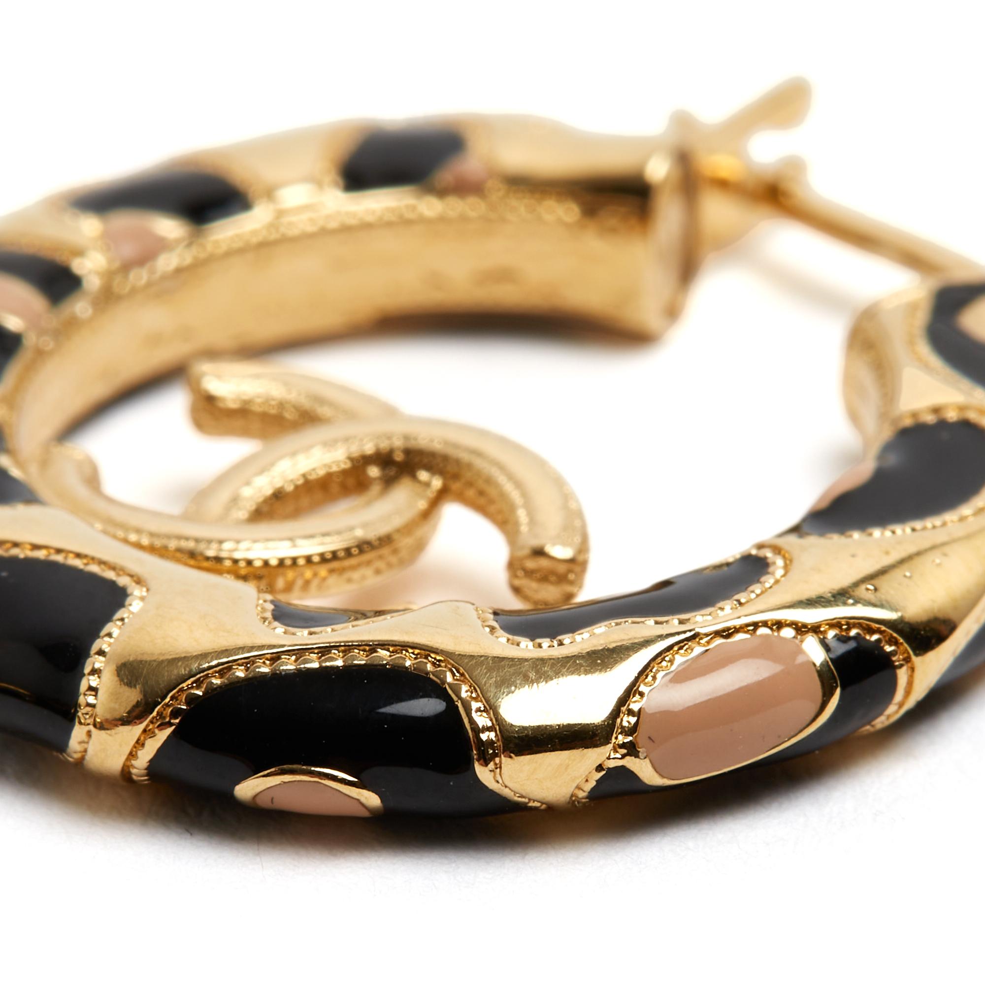 Women's or Men's Chanel 2022 Boucles Oreille Creoles CC golden metal Leopard enamelHoops Earrings For Sale