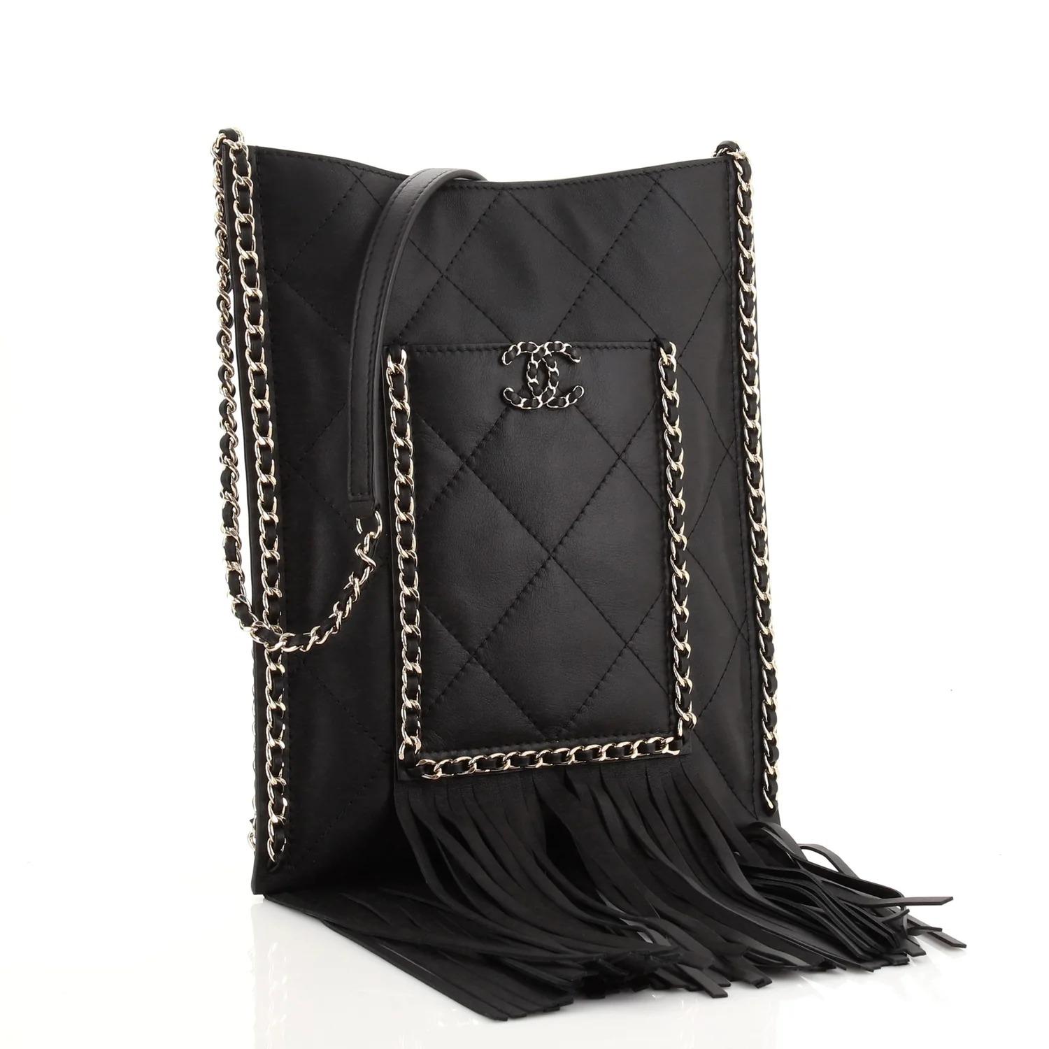 Black Chanel 2022 Cruise Small Fringe Crossbody Hobo Quilted Classic Bag For Sale