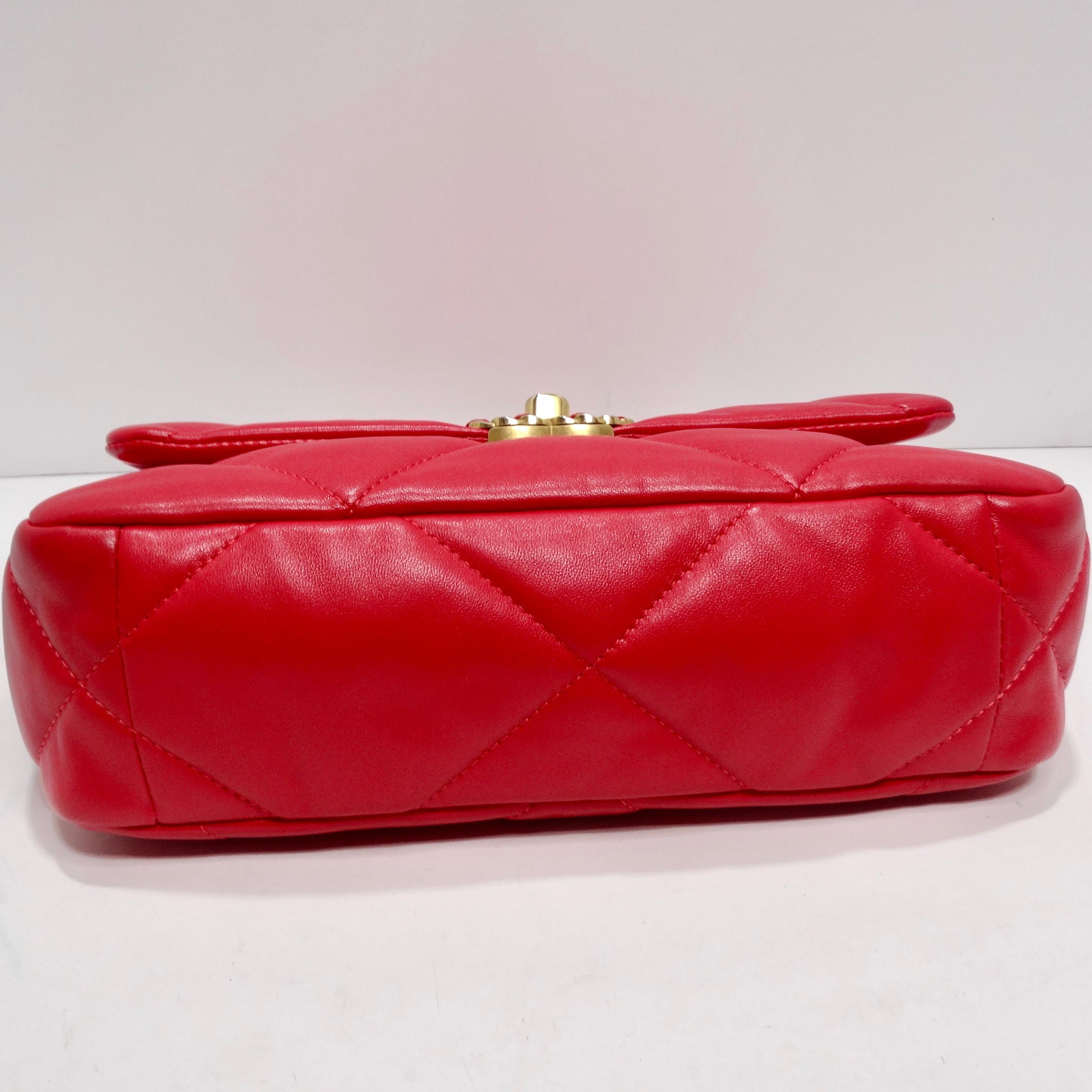 Chanel 2022 Medium 19 sac à rabat rouge en vente 8