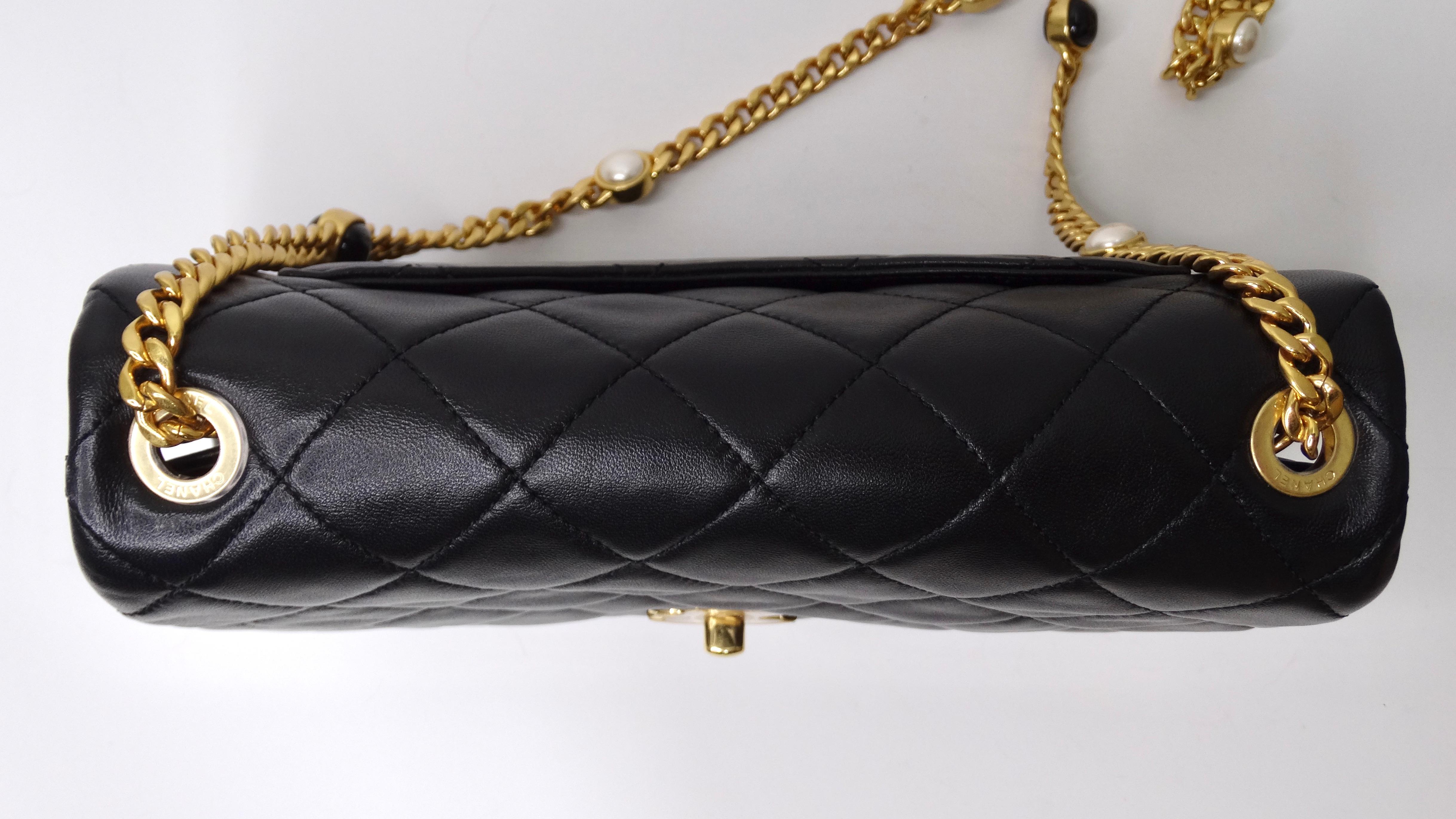 Chanel 2022 Medium Quilted Lambskin Flap Bag 3