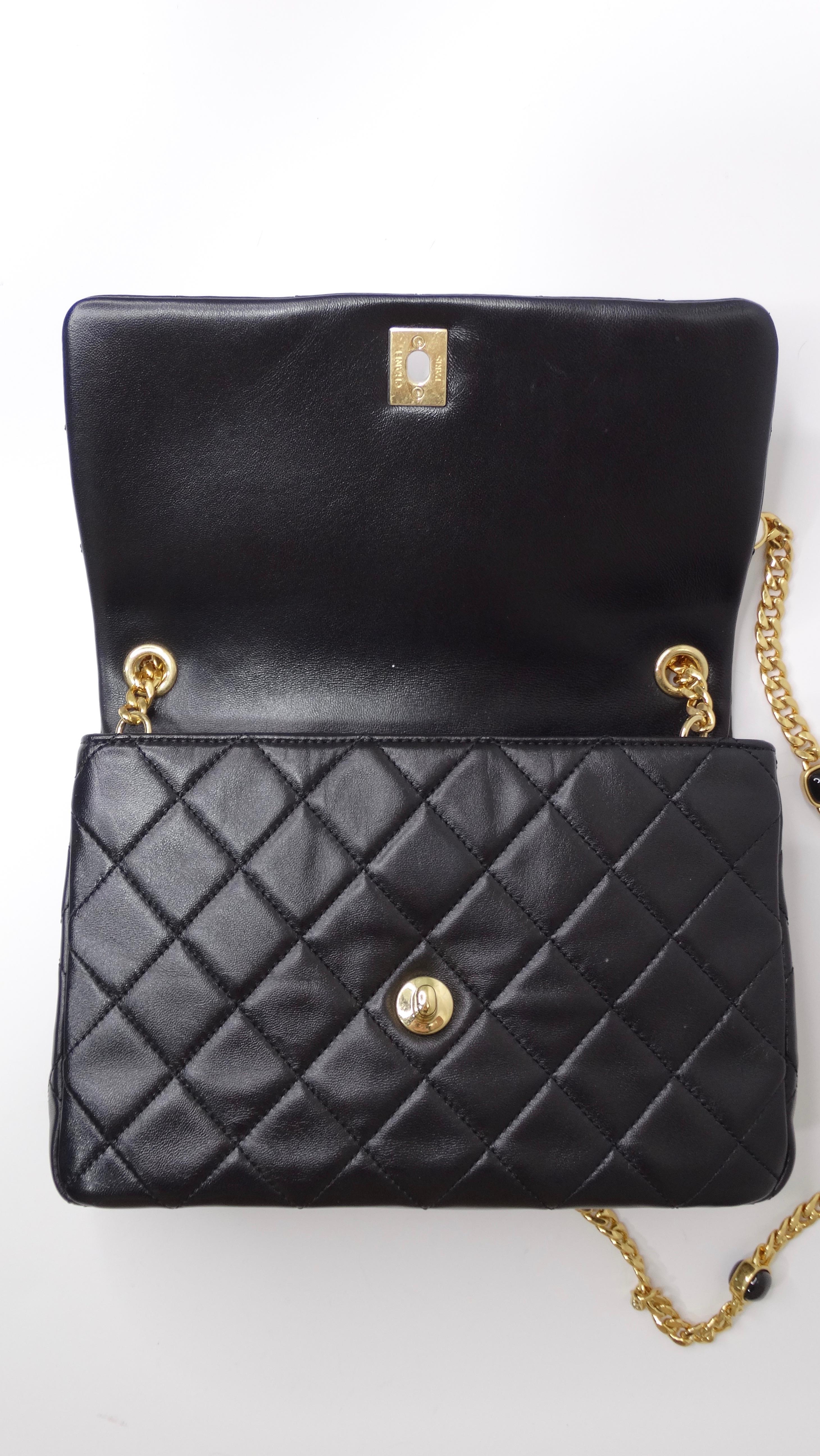Chanel 2022 Medium Quilted Lambskin Flap Bag 4
