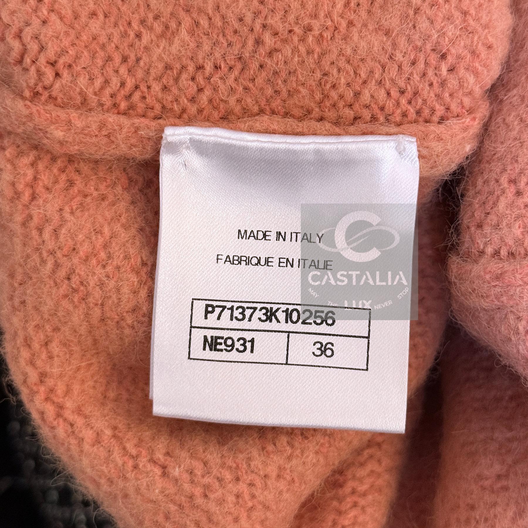 CHANEL 2022 New CC Turnlock Wabi Sabi Suit 36 FR en vente 8