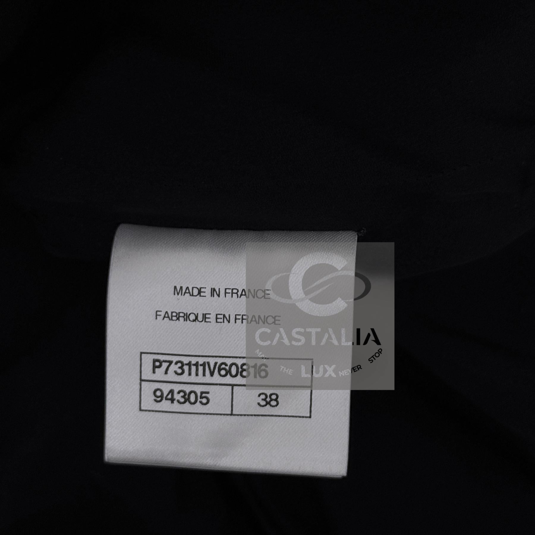 CHANEL 2022 Nueva chaqueta intemporal de tweed negro 38 FR en venta 13