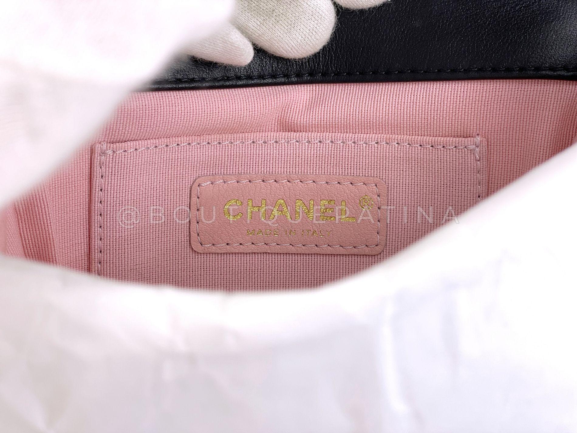 Chanel 2022 Pink Tweed Black Square Mini Flap Bag GHW 68476 en vente 6