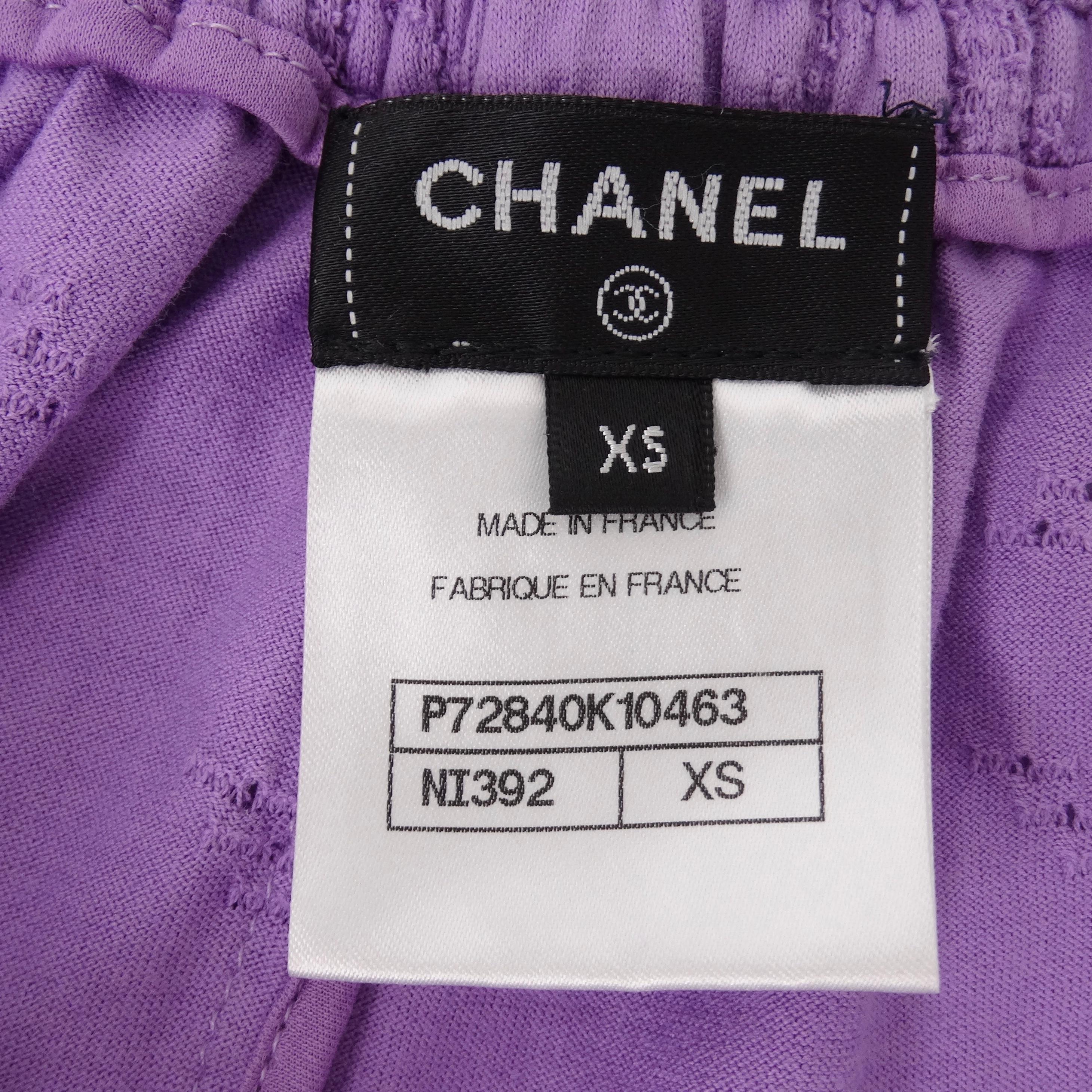 Chanel 2022 Purple CC Logo Faux Pearl Shorts 6