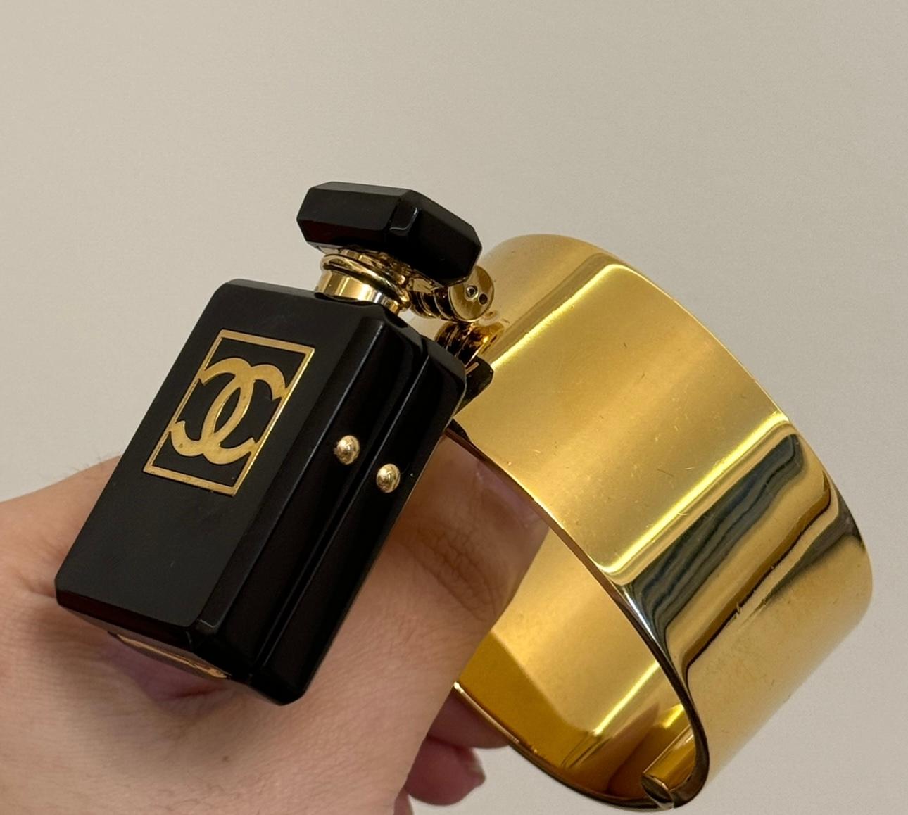 Chanel 2022 runway cuff bracelet featuring a micro minaudière with mirror For Sale 1