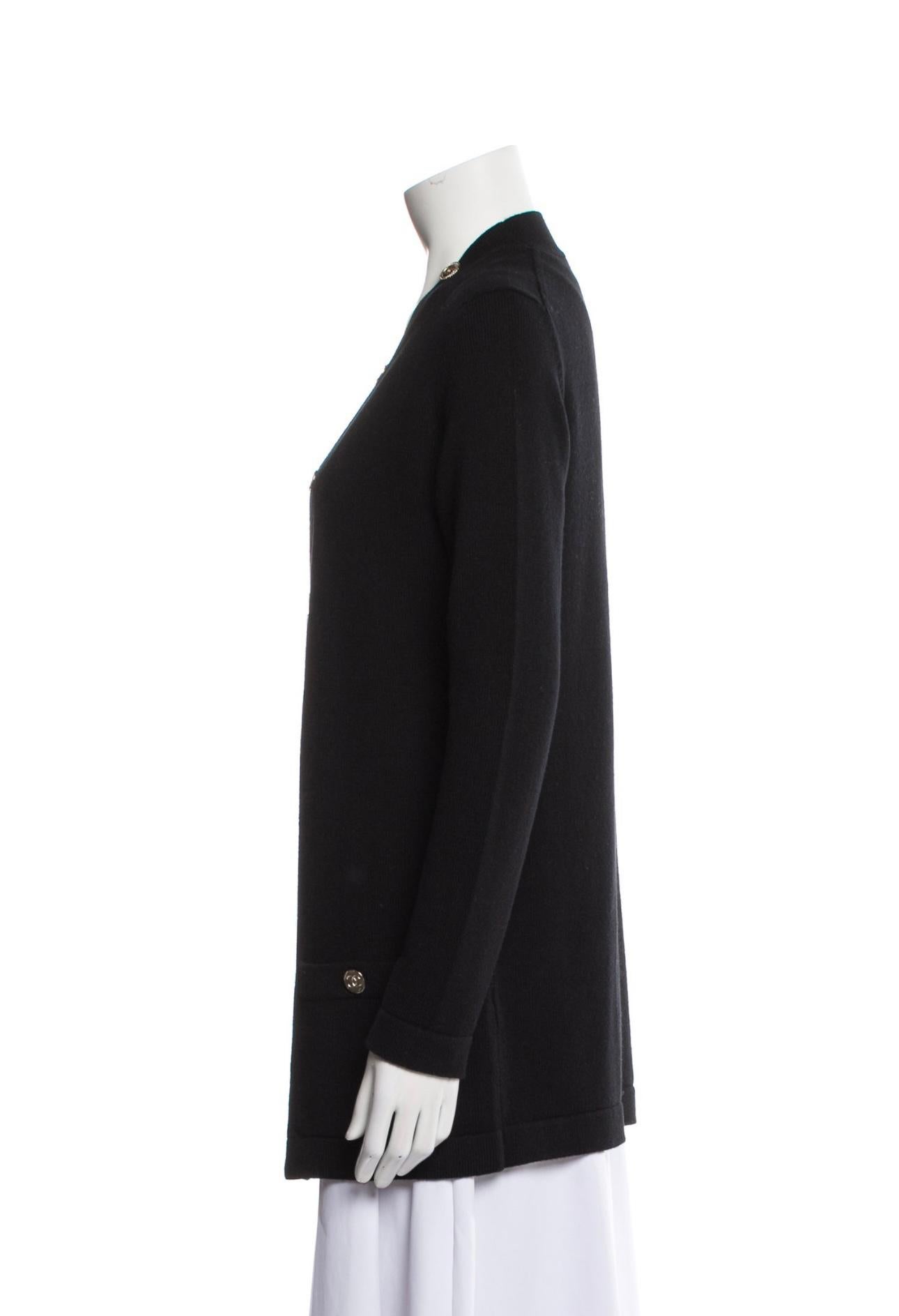 Chanel 2022 Spring New CC Buttons Black Cashmere Cardigan For Sale at ...