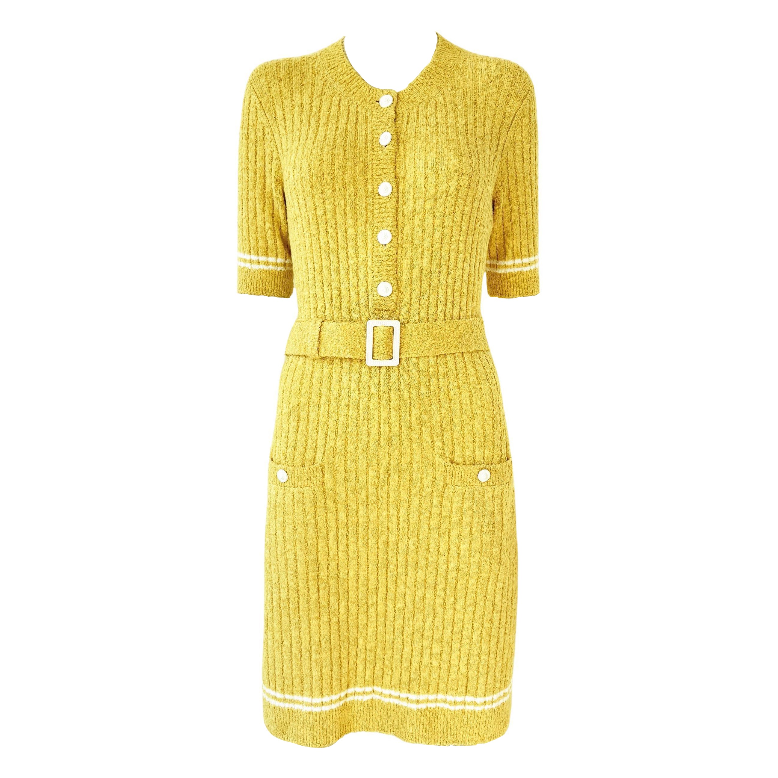 CHANEL 2022 Sunlit Yellow Boucle Dress with Logo Belt 38 FR im Angebot