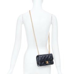 CHANEL 2022 Sweetheart Crush shiny lambskin gold hardware flap crossbody bag