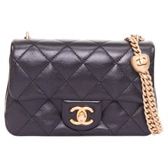 CHANEL 2022 Sweetheart Crush shiny lambskin gold hardware flap crossbody bag