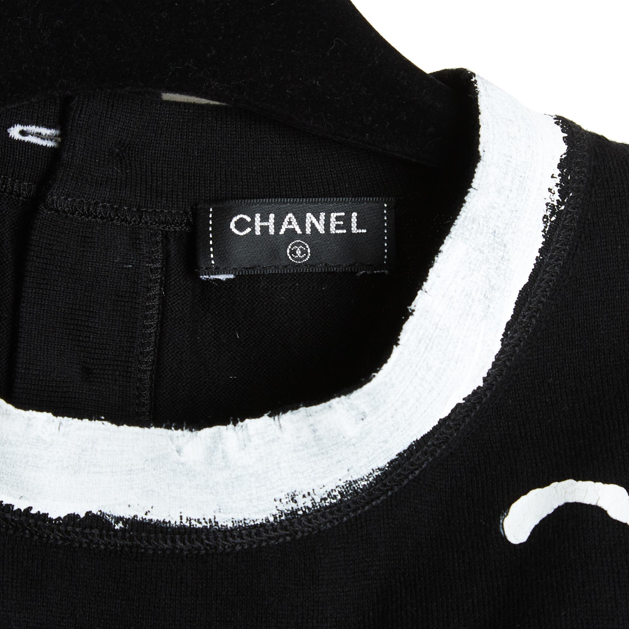 Chanel 2022 T Shirt Croisiere FR38 Black Cotton Painted Resort Top UK10 US6 or 8 (Schwarz) im Angebot
