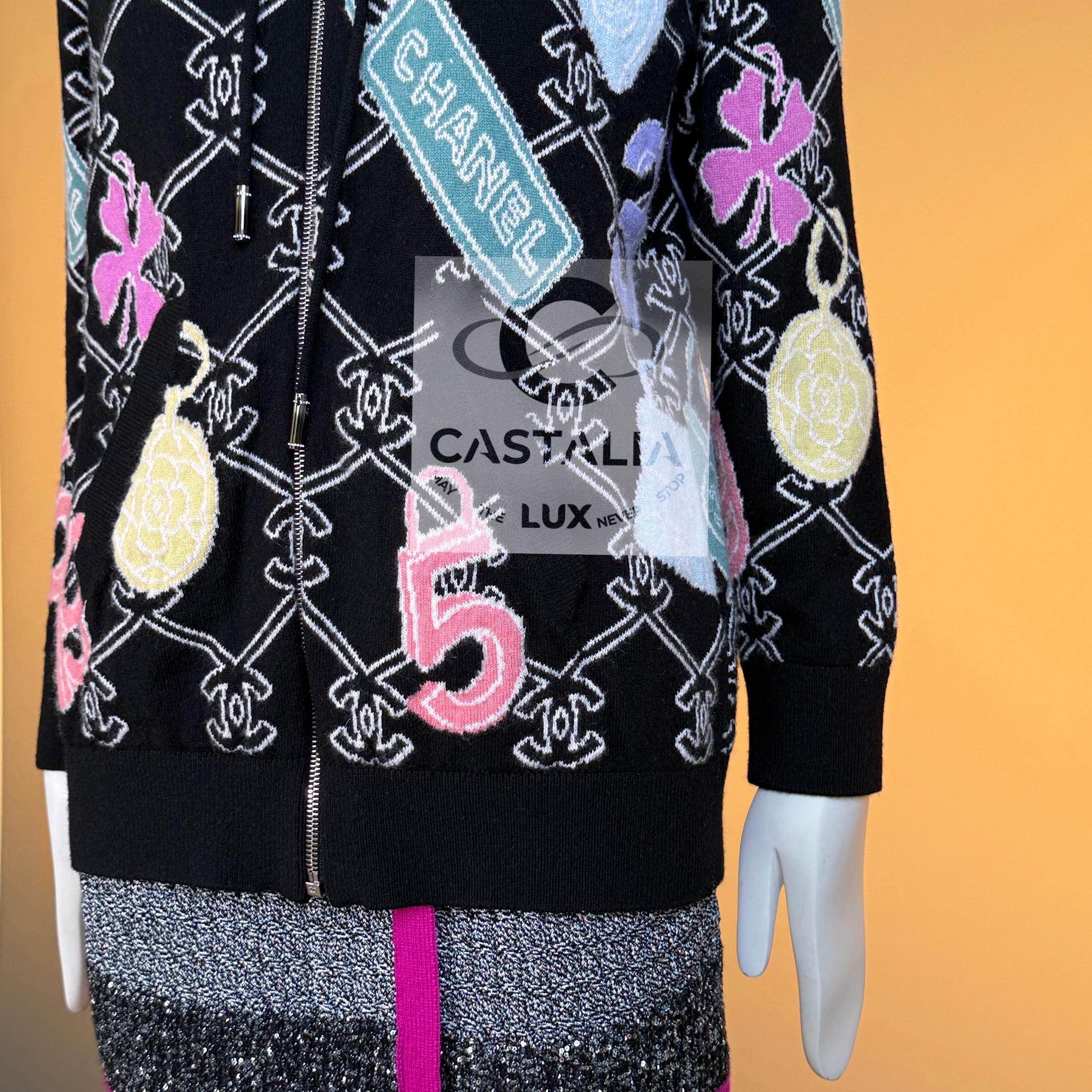 Chanel 2023 Schwarz Kaschmir Strickjacke Hoodie CC Logo 34 FR im Angebot 12