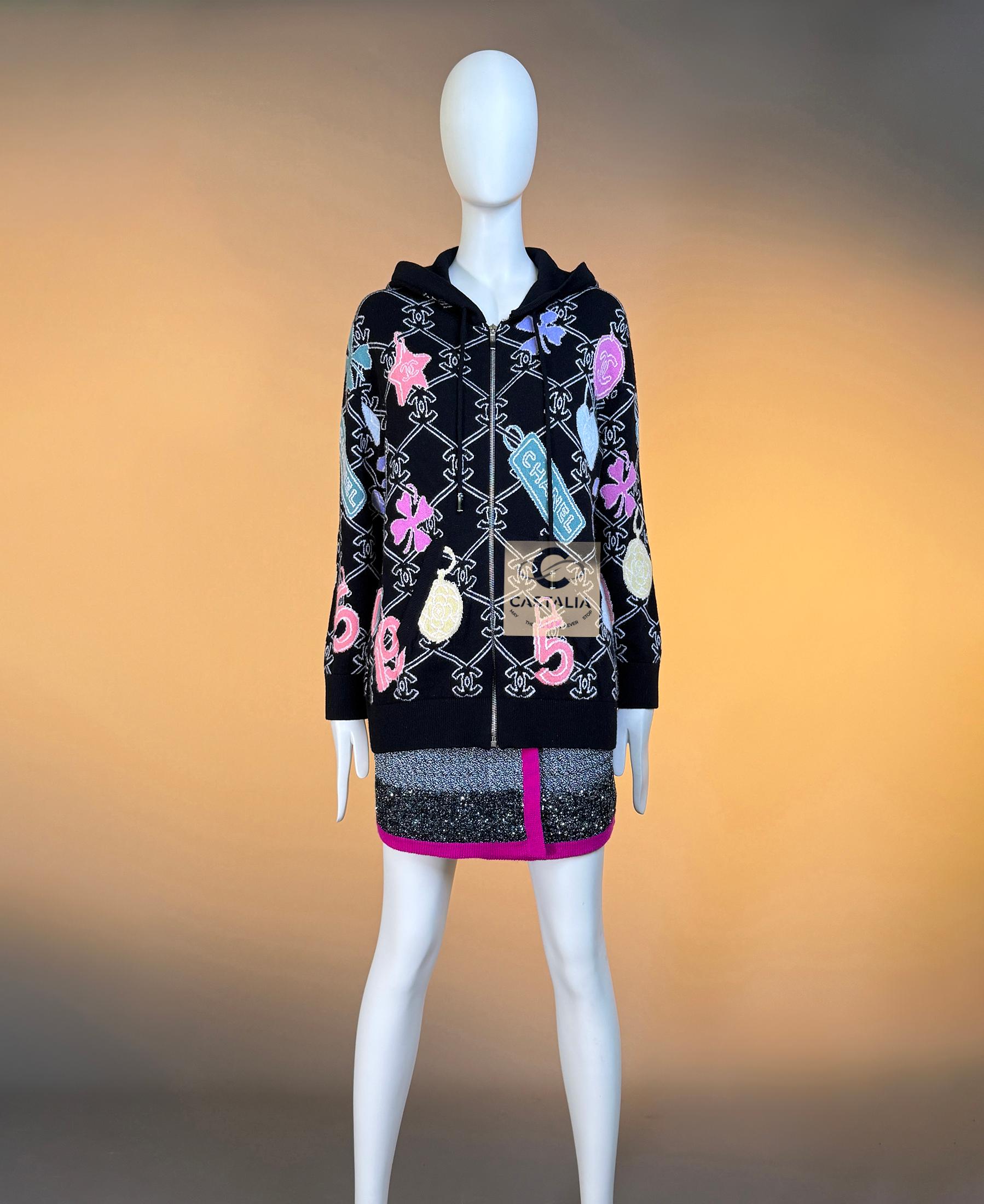 Chanel 2023 Schwarz Kaschmir Strickjacke Hoodie CC Logo 34 FR im Angebot 2