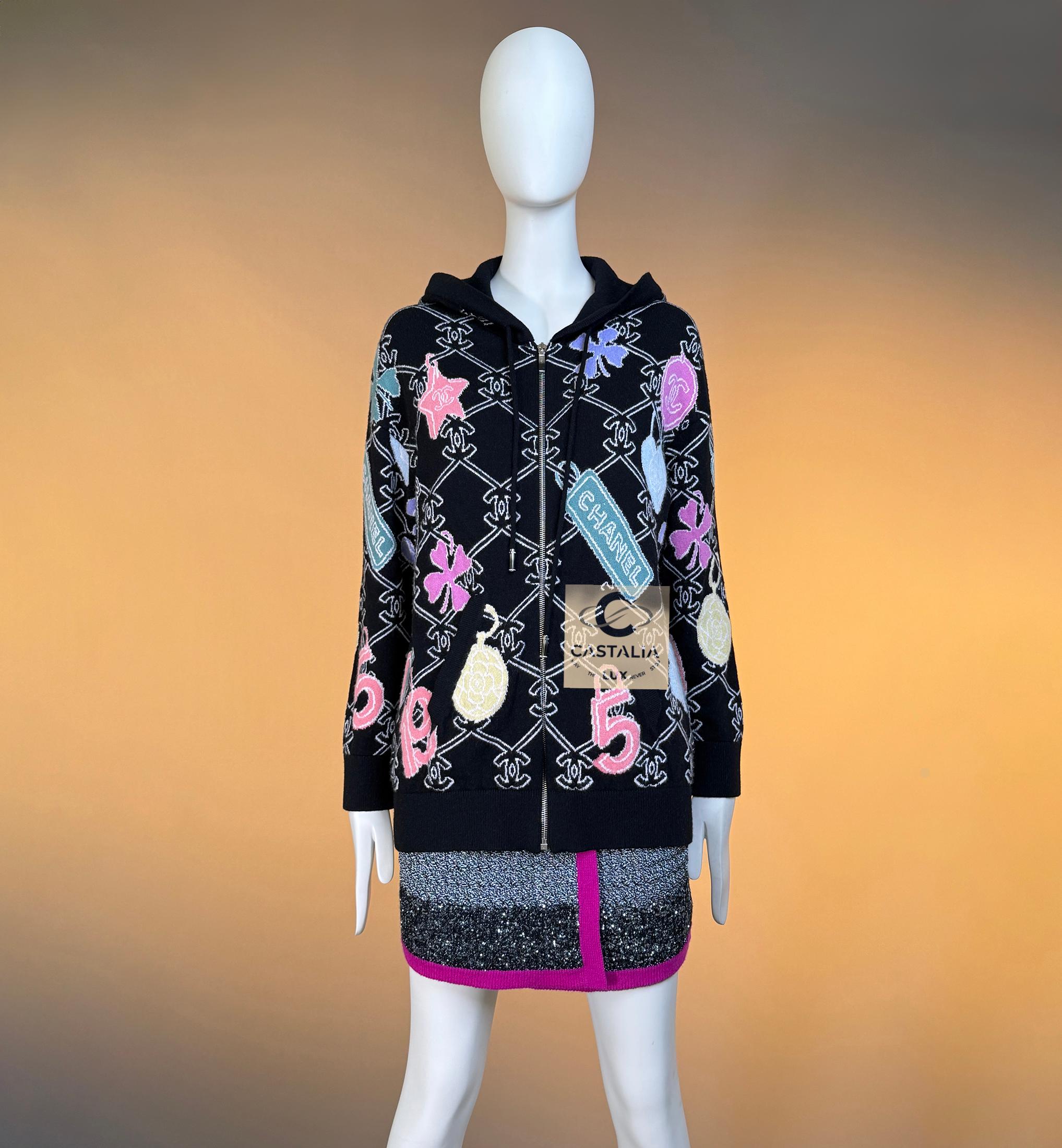 Chanel 2023 Schwarz Kaschmir Strickjacke Hoodie CC Logo 34 FR im Angebot 3