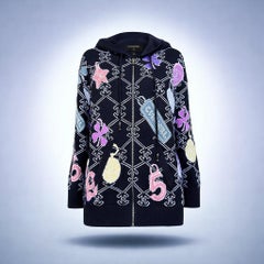 CHANEL 2023 Black Cashmere Cardigan Hoodie CC Logo 34 FR CHANEL 2023 Black Cashmere Cardigan Hoodie CC Logo 34 FR