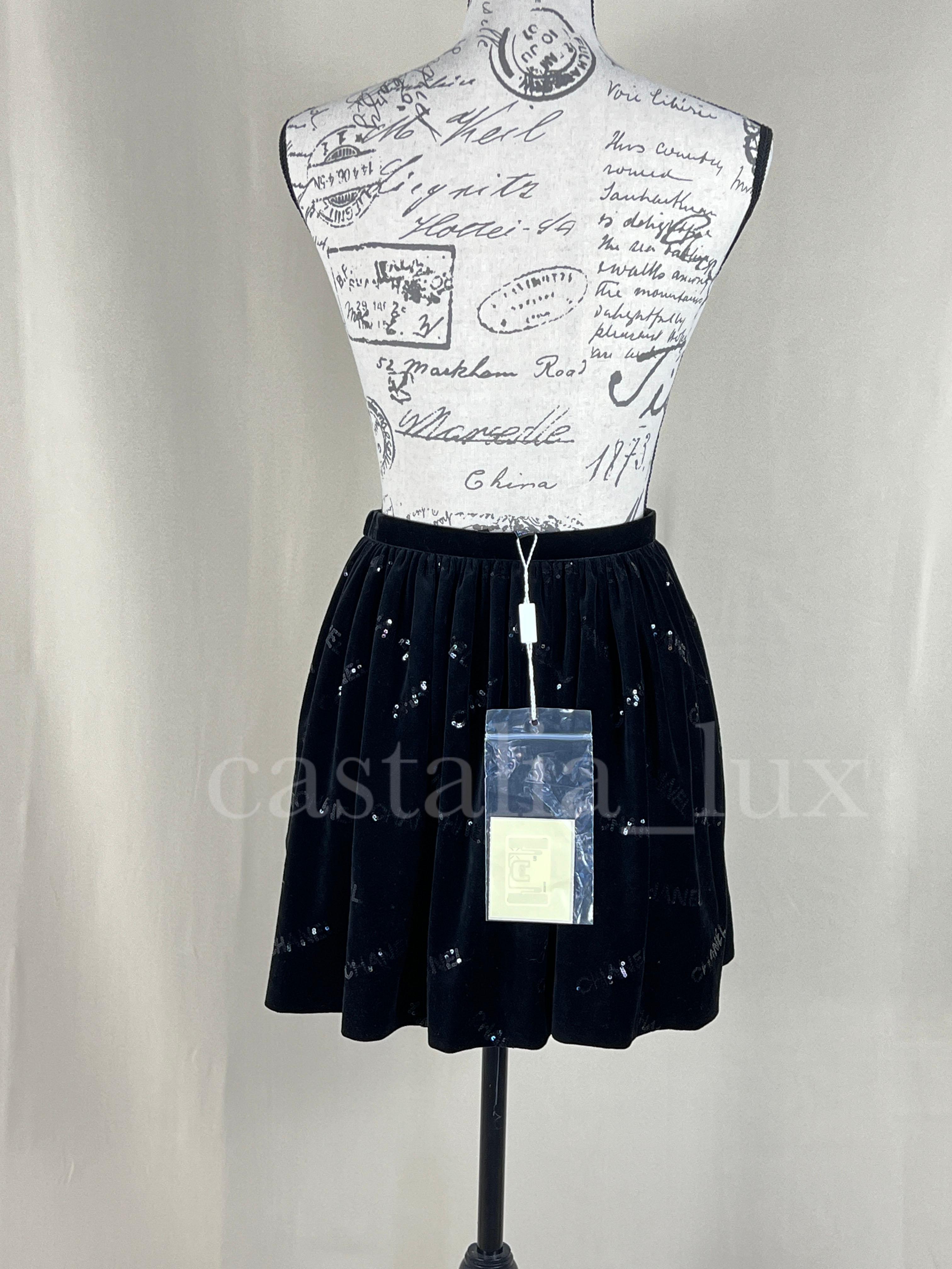 Chanel 2023 Black Logo Velvet Skirt 7