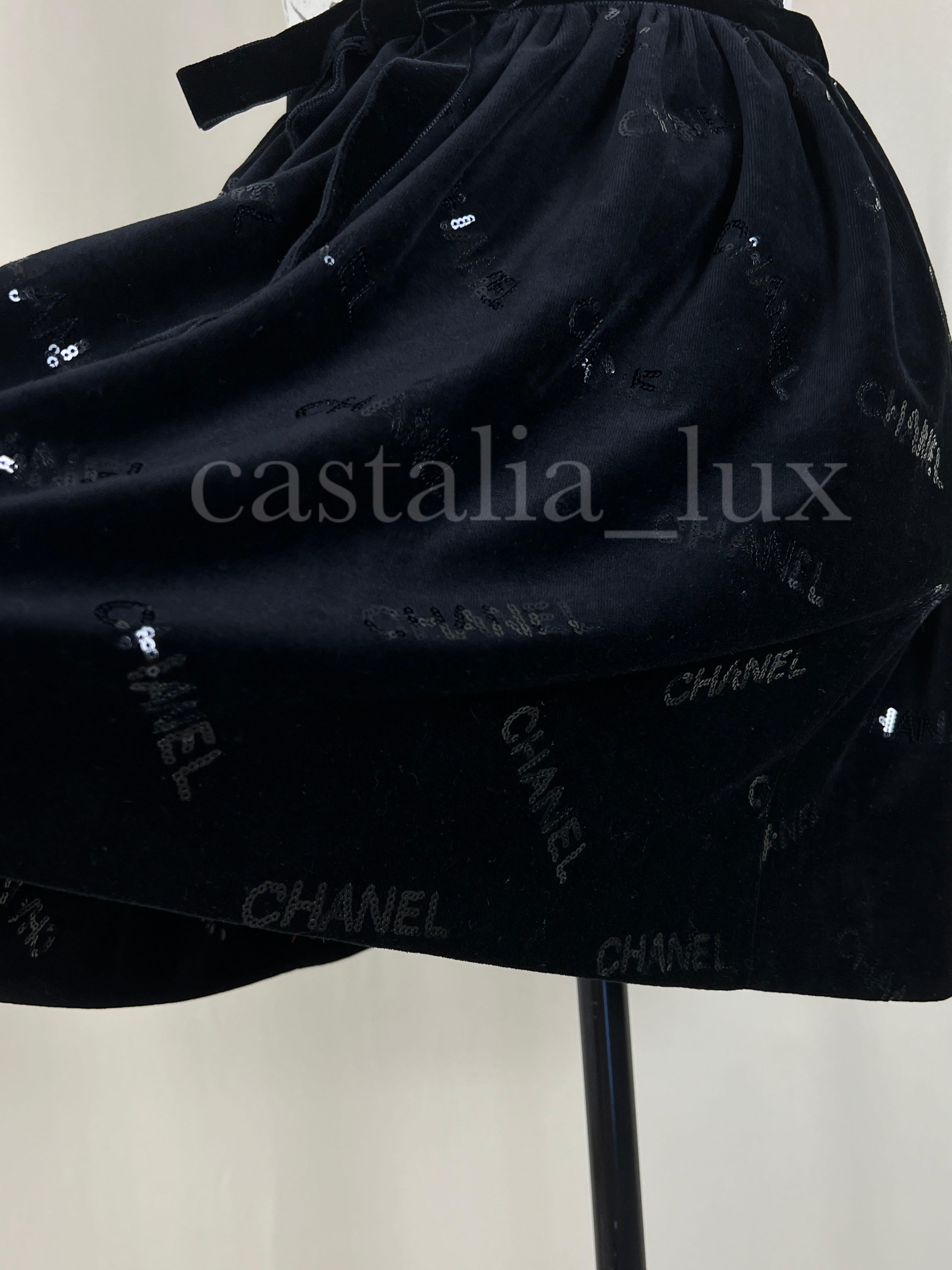 Chanel 2023 Black Logo Velvet Skirt 5