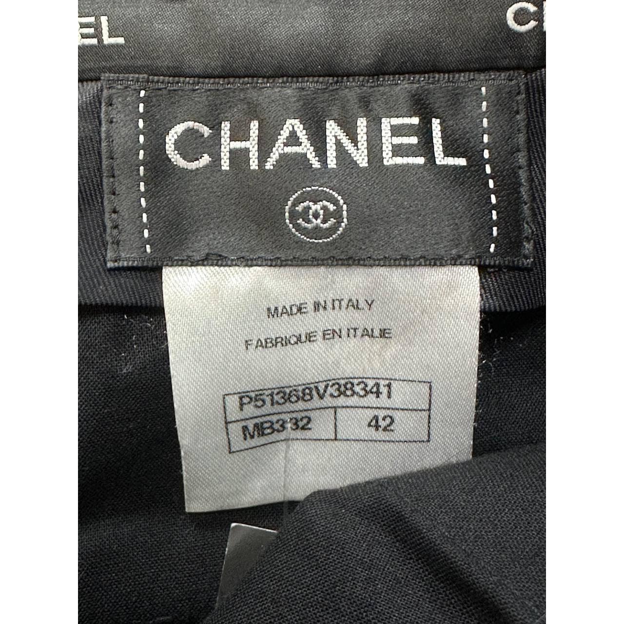 Donna Chanel 2023 Jeans a gamba larga a righe bianche e nere Sz. 42 in vendita