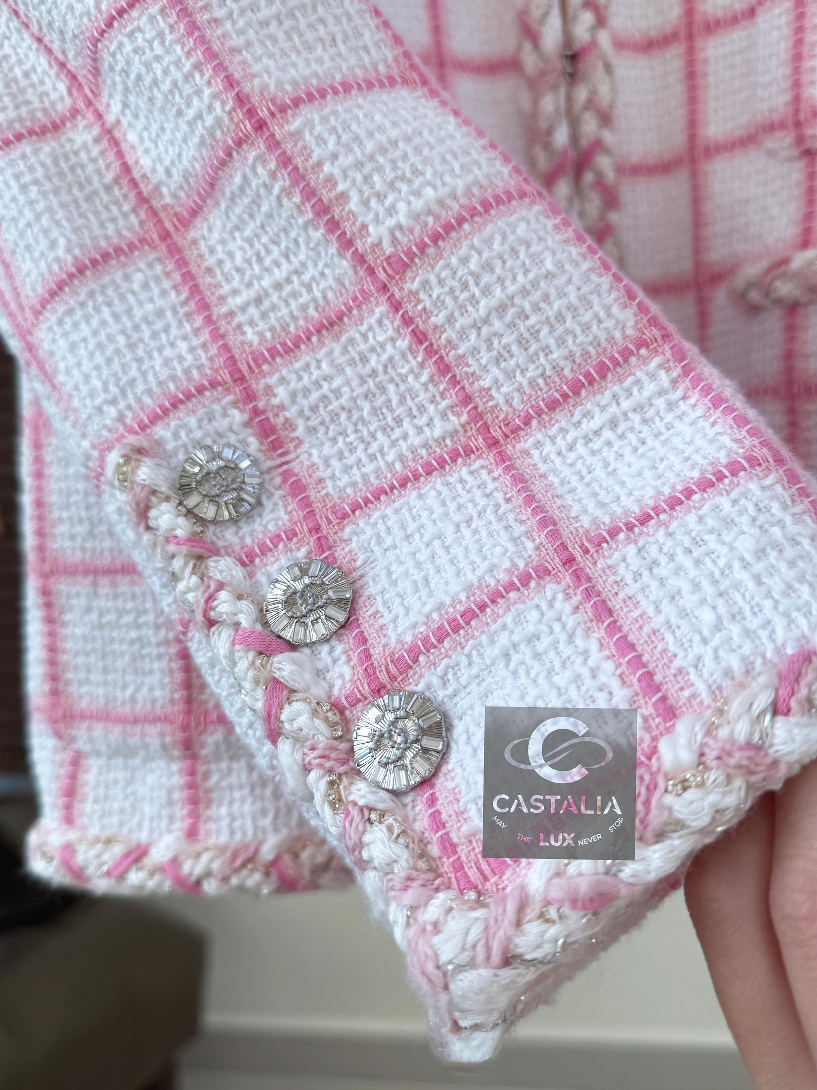 Chanel 2023 Cruise New Jewel Decor White Tweed Jacket 36 FR 3