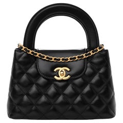 Sold at Auction: CHANEL 2021- 2022 FW Black Lambskin LEATHER CC