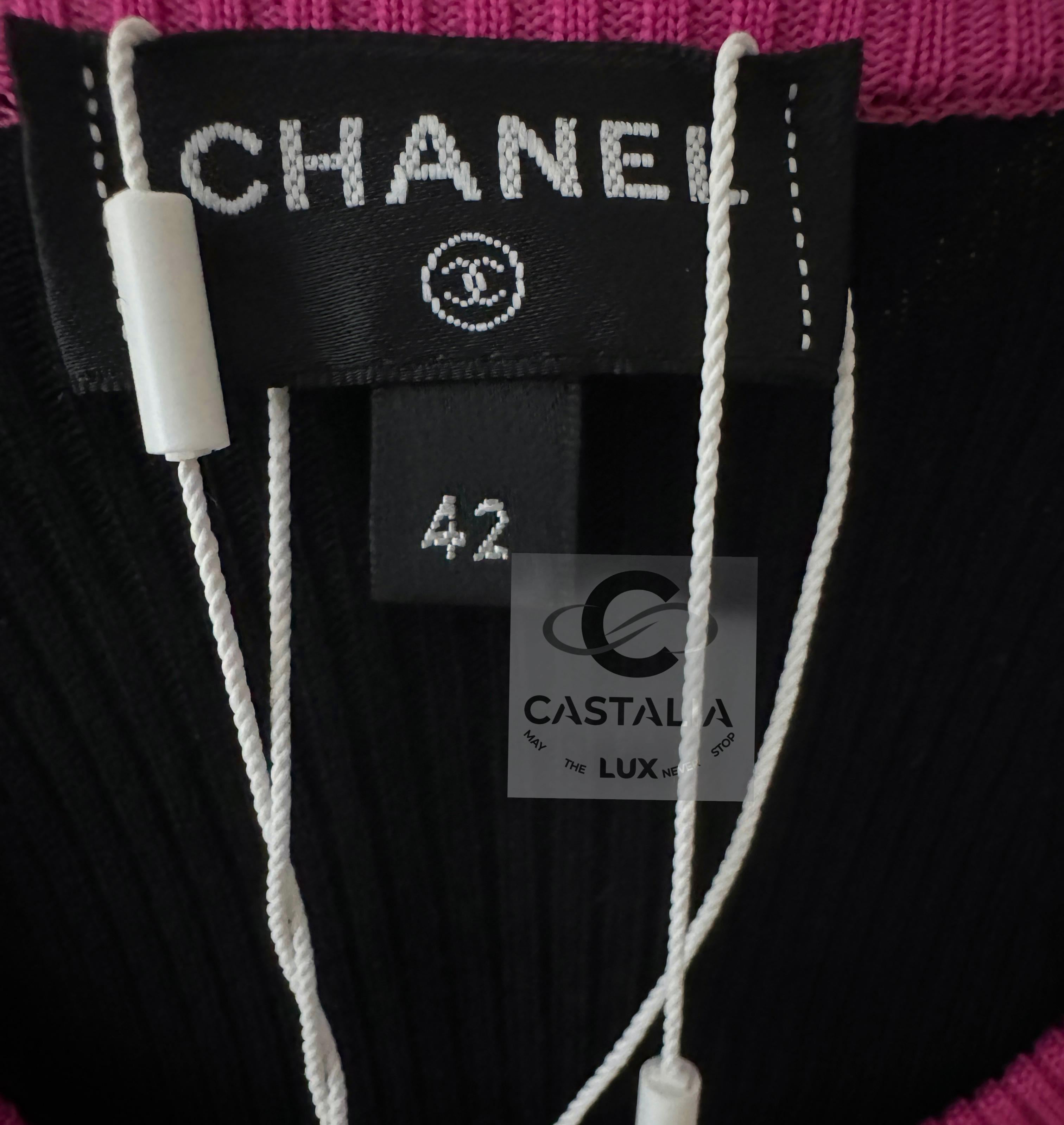 Pull Coco Neige neuve avec logo CC Chanel 2023 8
