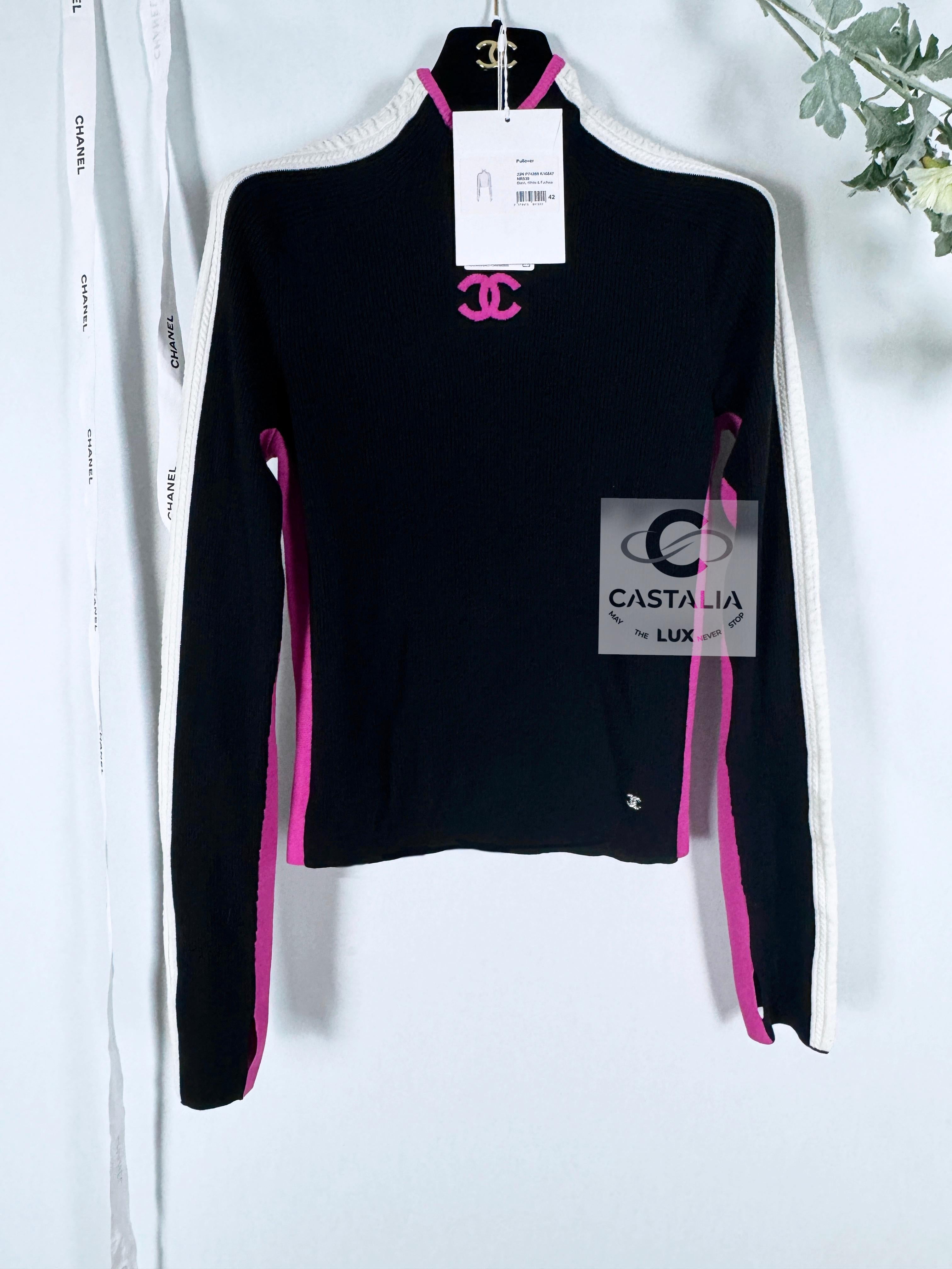 Chanel 2023 New Coco Neige CC Logo Jumper For Sale at 1stDibs