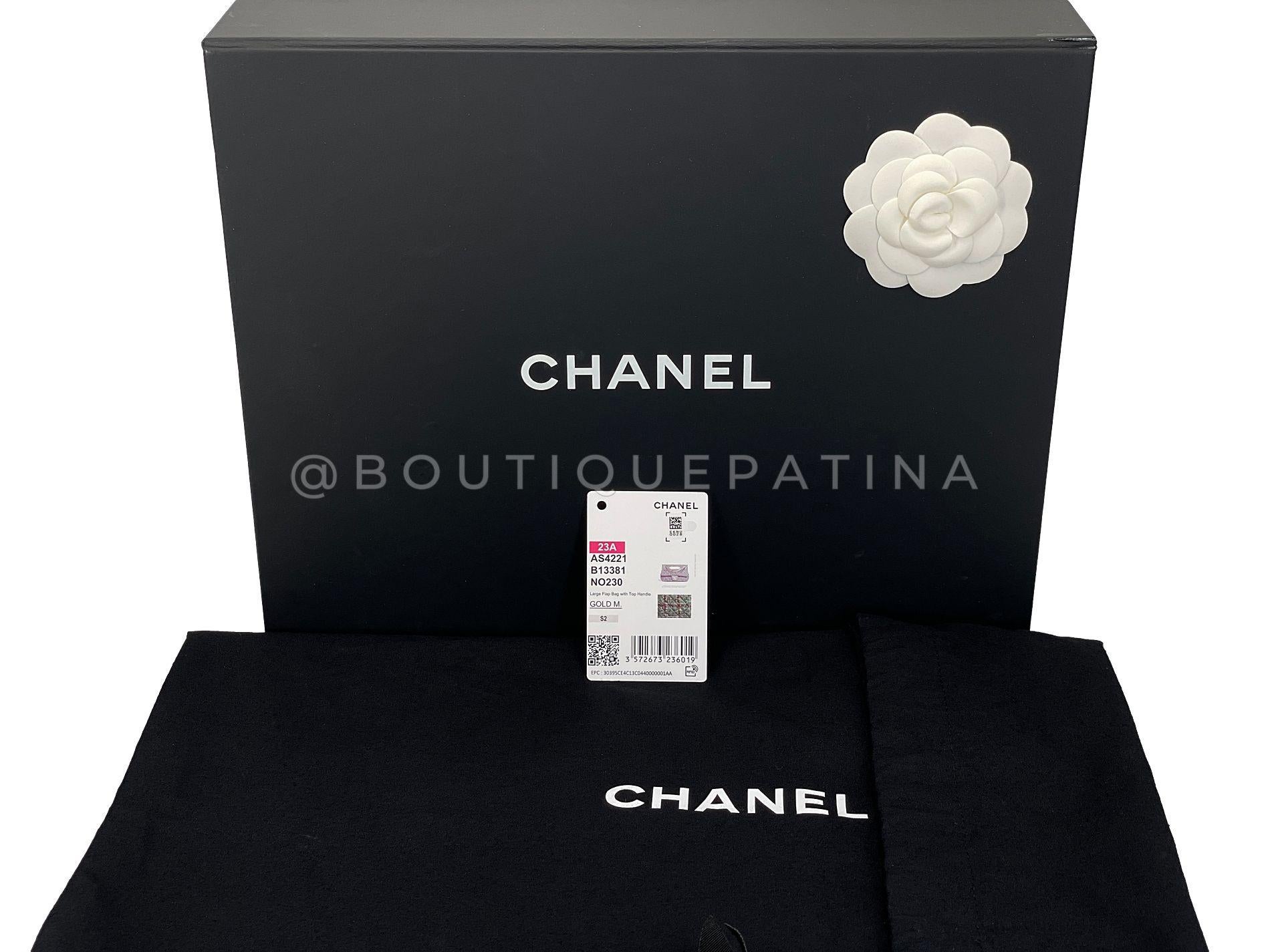 Chanel 2023 Paris-Dakar Green Tweed Pearl Wooden Real Catch Flap Bag GHW 68600 For Sale 9