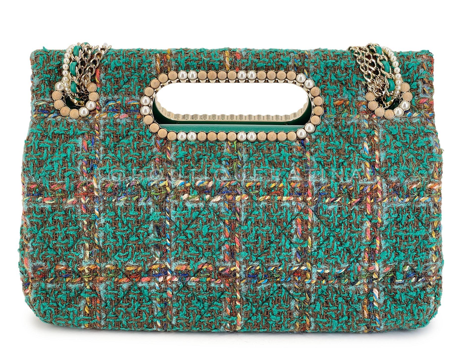 Women's Chanel 2023 Paris-Dakar Green Tweed Pearl Wooden Real Catch Flap Bag GHW 68600 For Sale