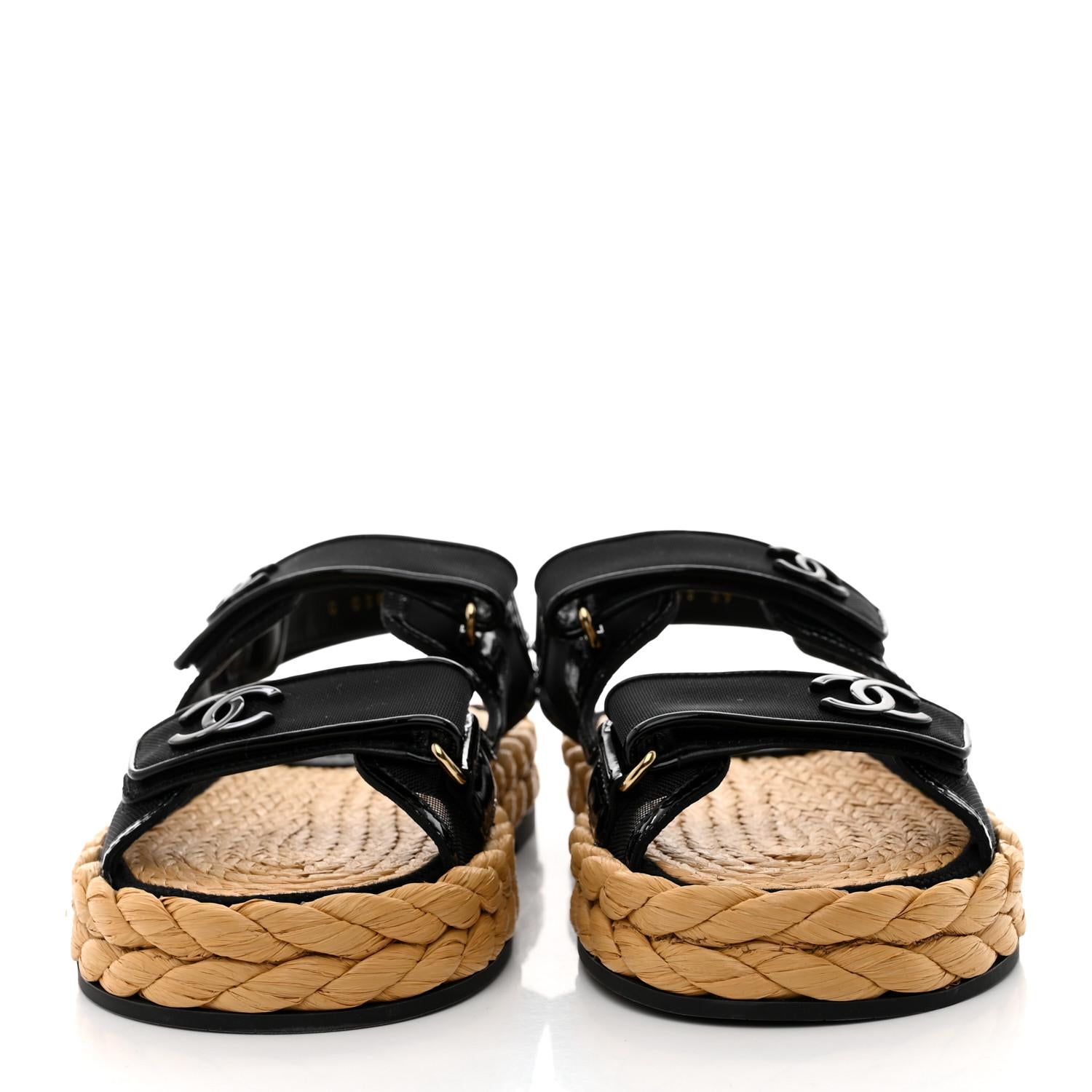 Chanel 2023 Raffia Straw Mesh Patent Dad Sandals New in Box Size 39.5 For Sale 3