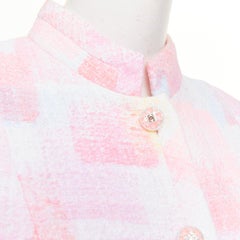 CHANEL 2023 Runway pink painted check pearl button cropped tweed jacket FR36