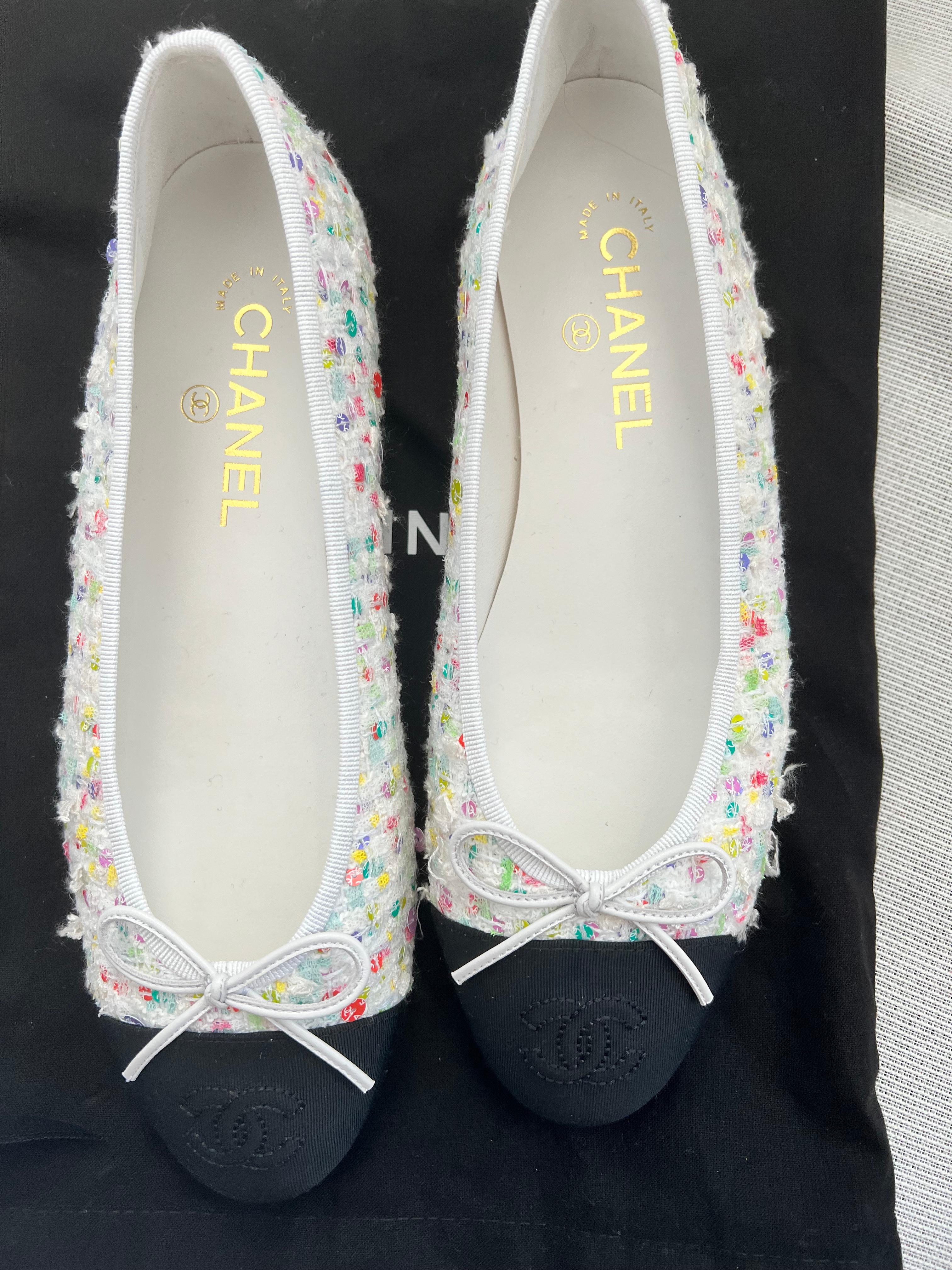 CHANEL G SHOES02819 37.5 BLACK AND WHITE TWEED BALLERINAS FLAT SHOES